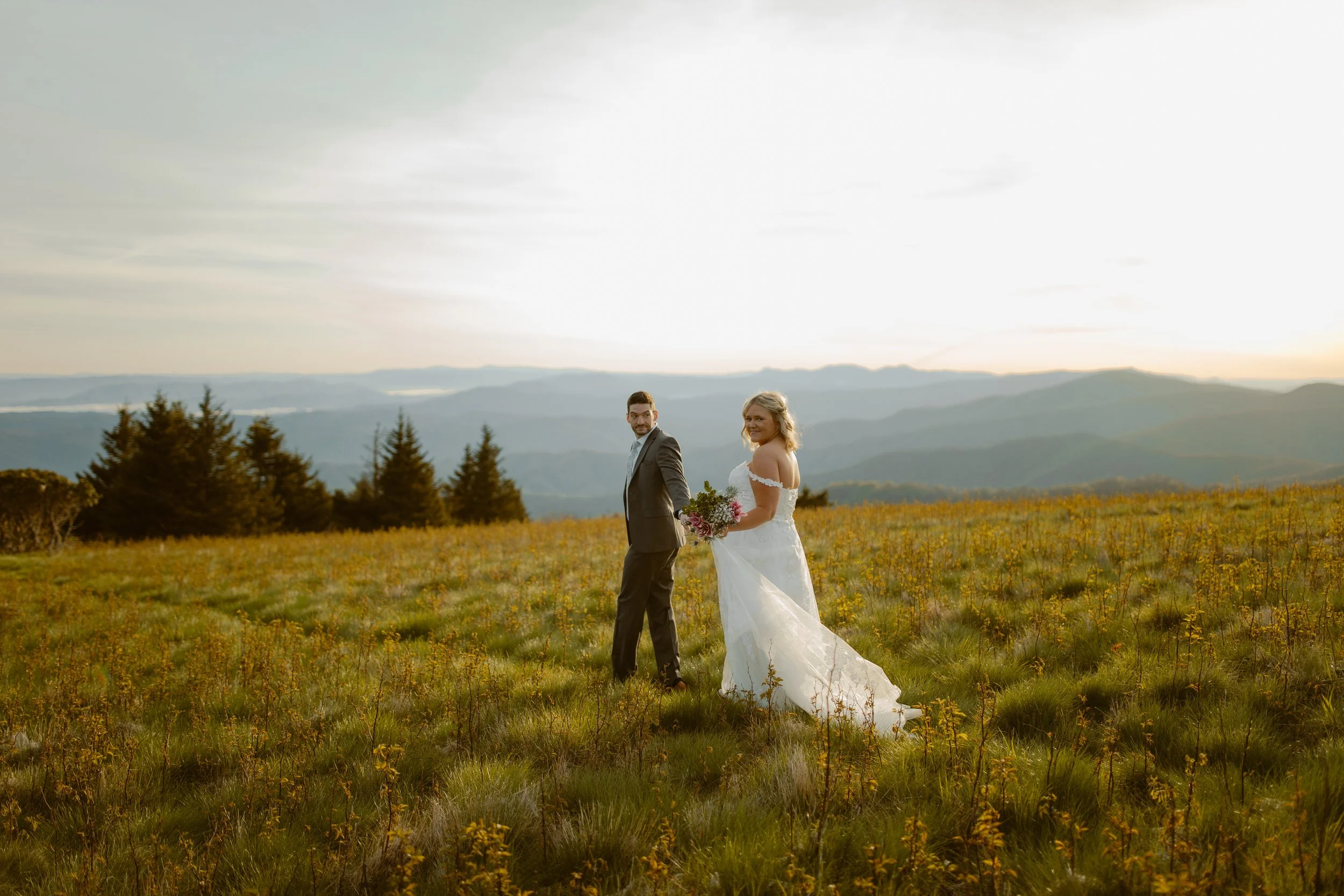 sunrise-roan-mountain-elopement-Tennessee