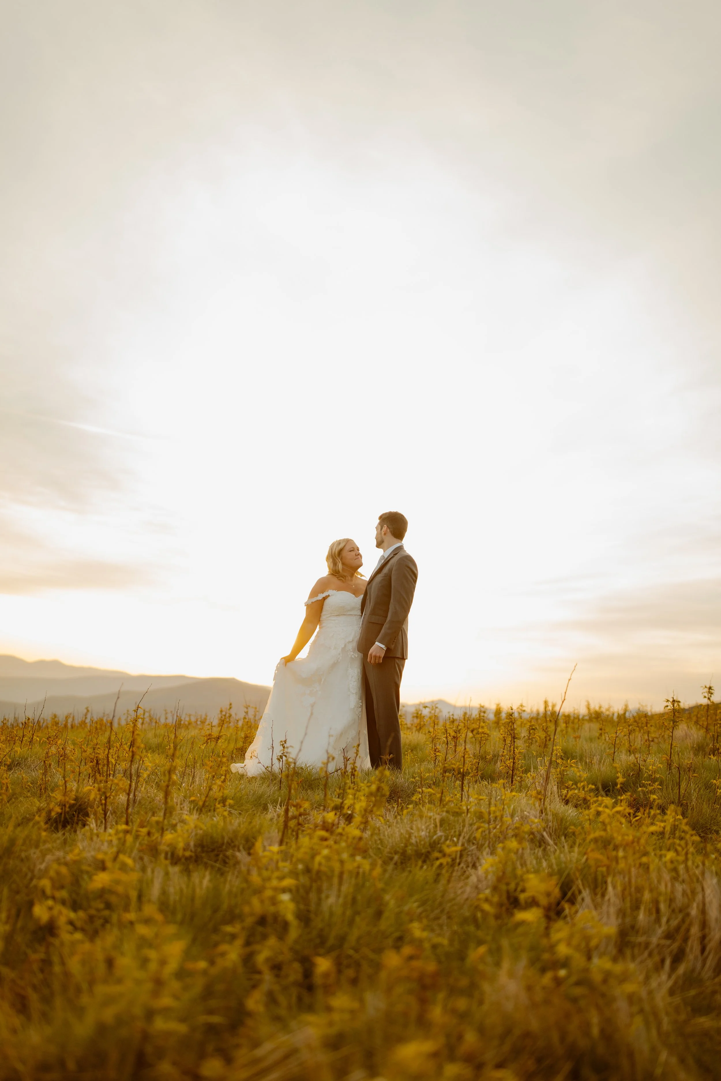 sunrise-roan-mountain-elopement-Tennessee