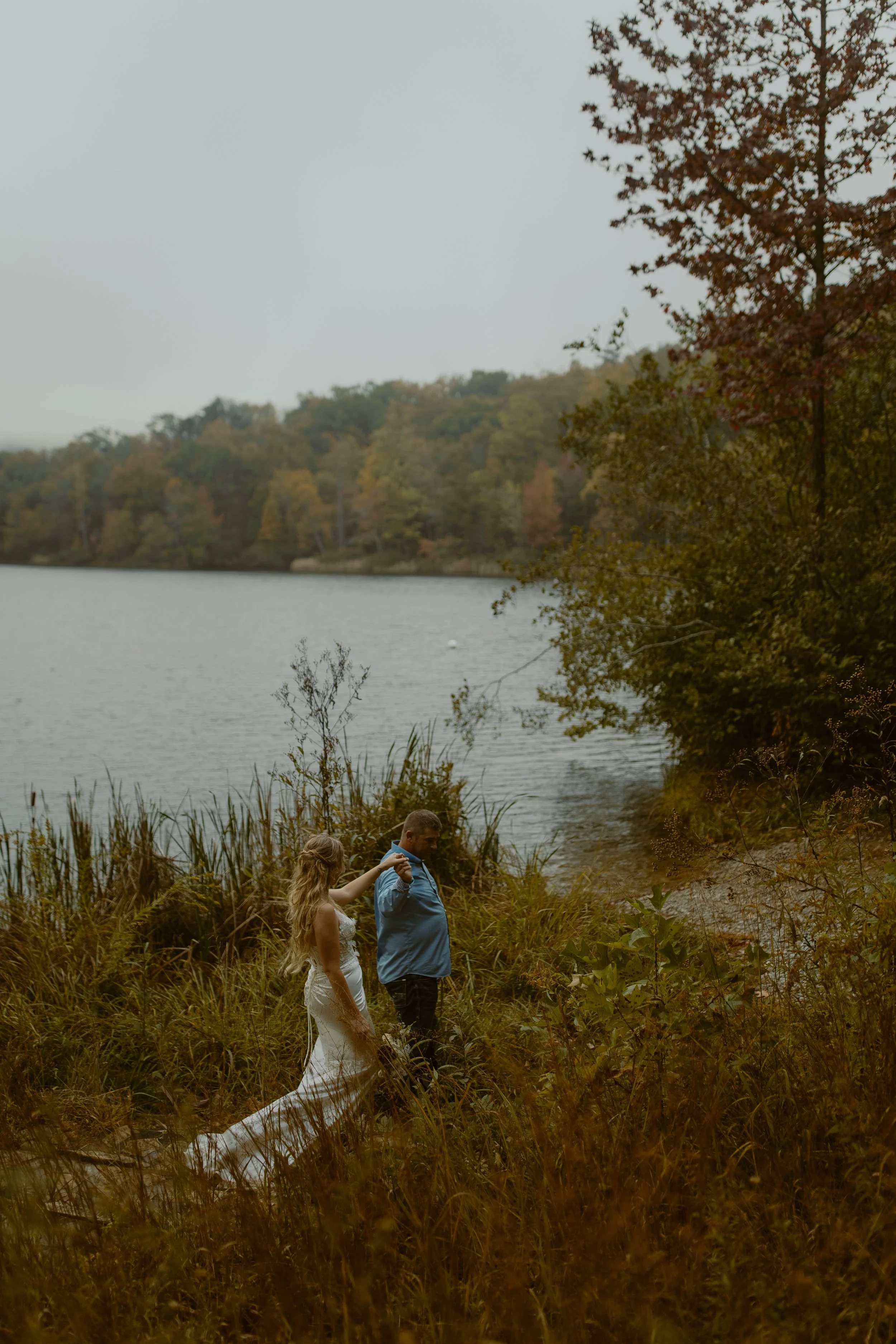 Tennessee-adventure-waterfall-fall-elopement