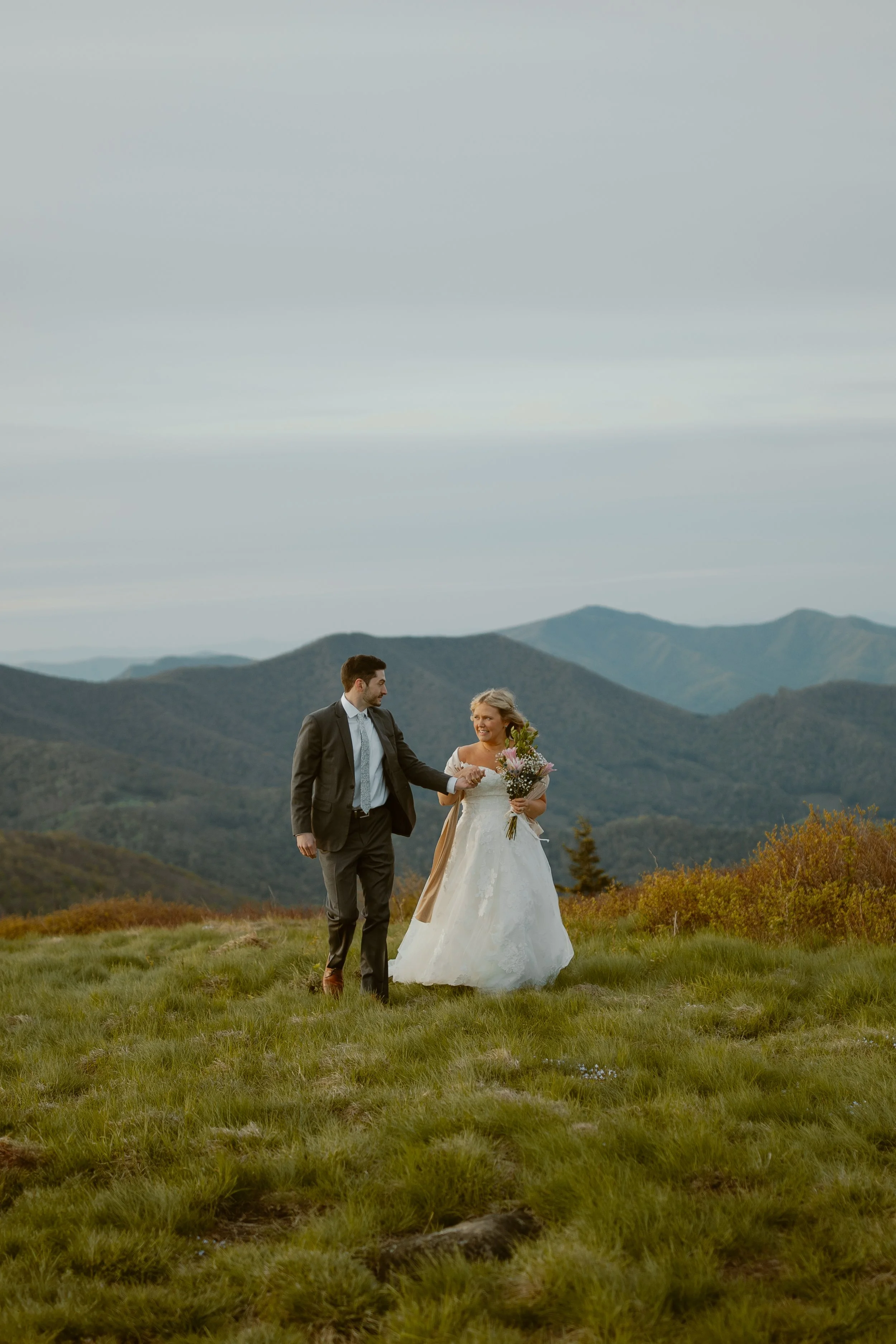 sunrise-roan-mountain-elopement-Tennessee