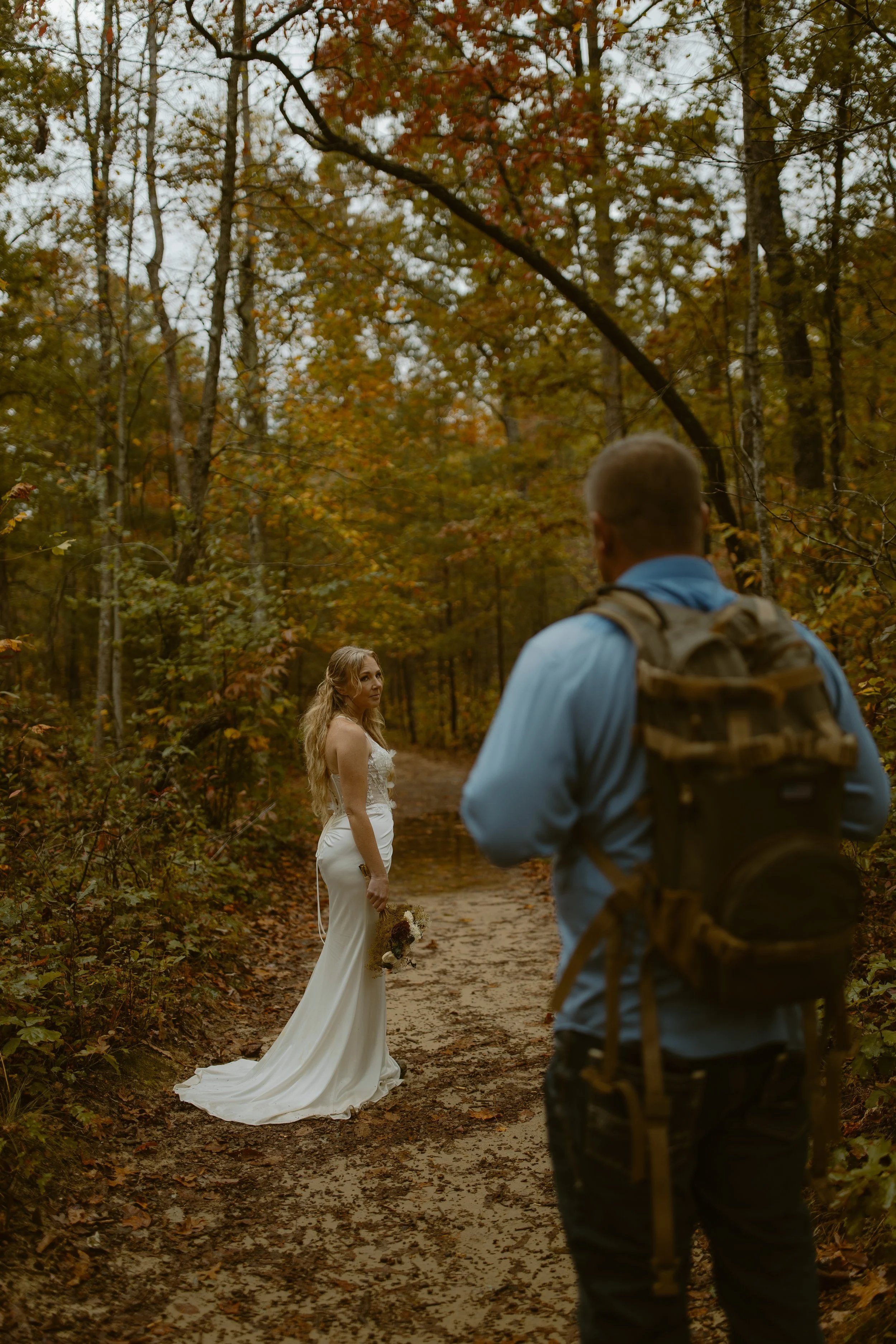 Tennessee-adventure-waterfall-fall-elopement