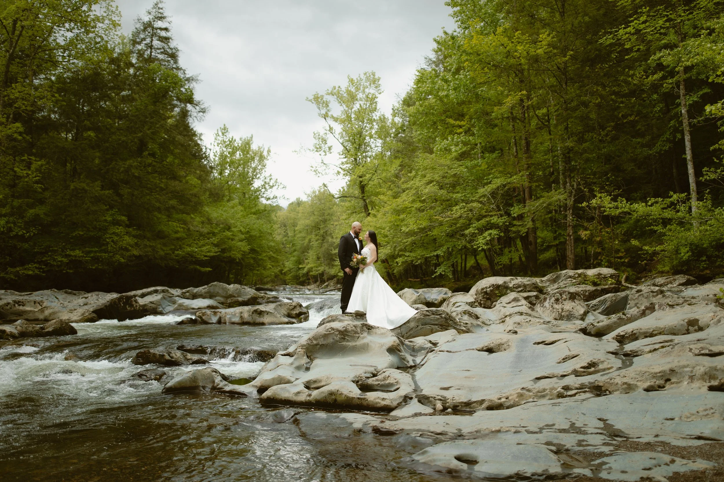 elope-in-the-smoky-mountains