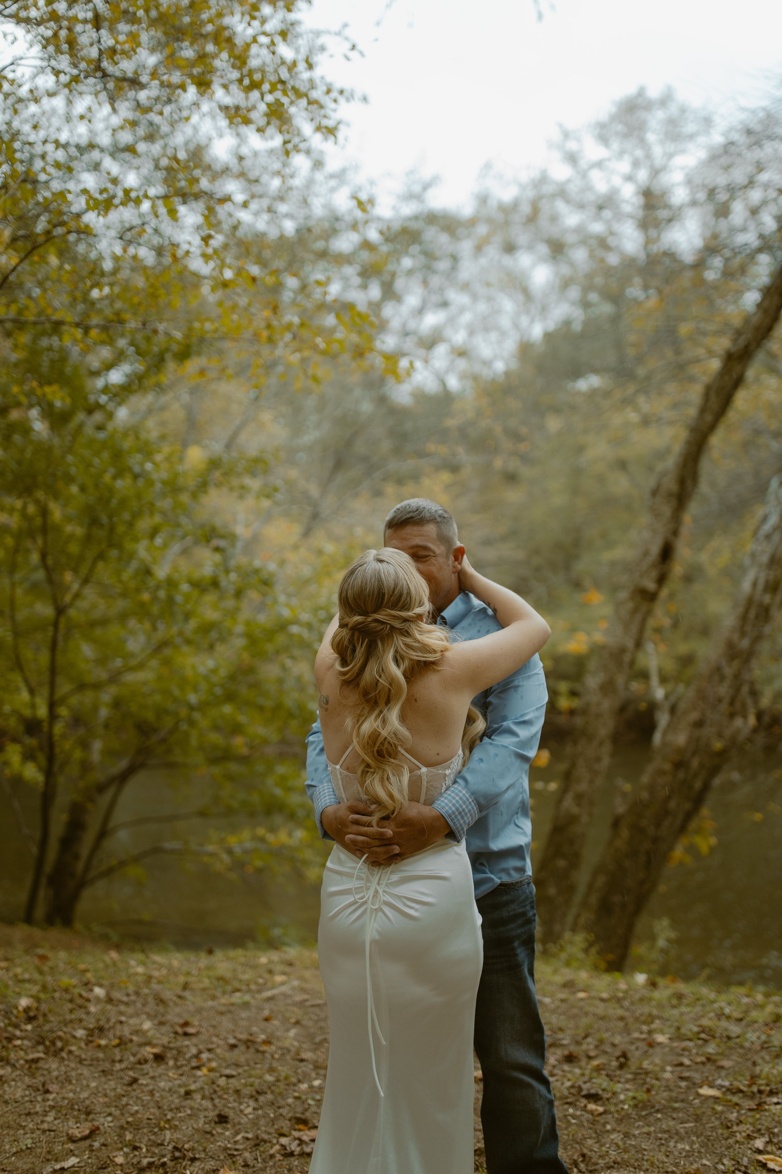 Tennessee-adventure-waterfall-fall-elopement