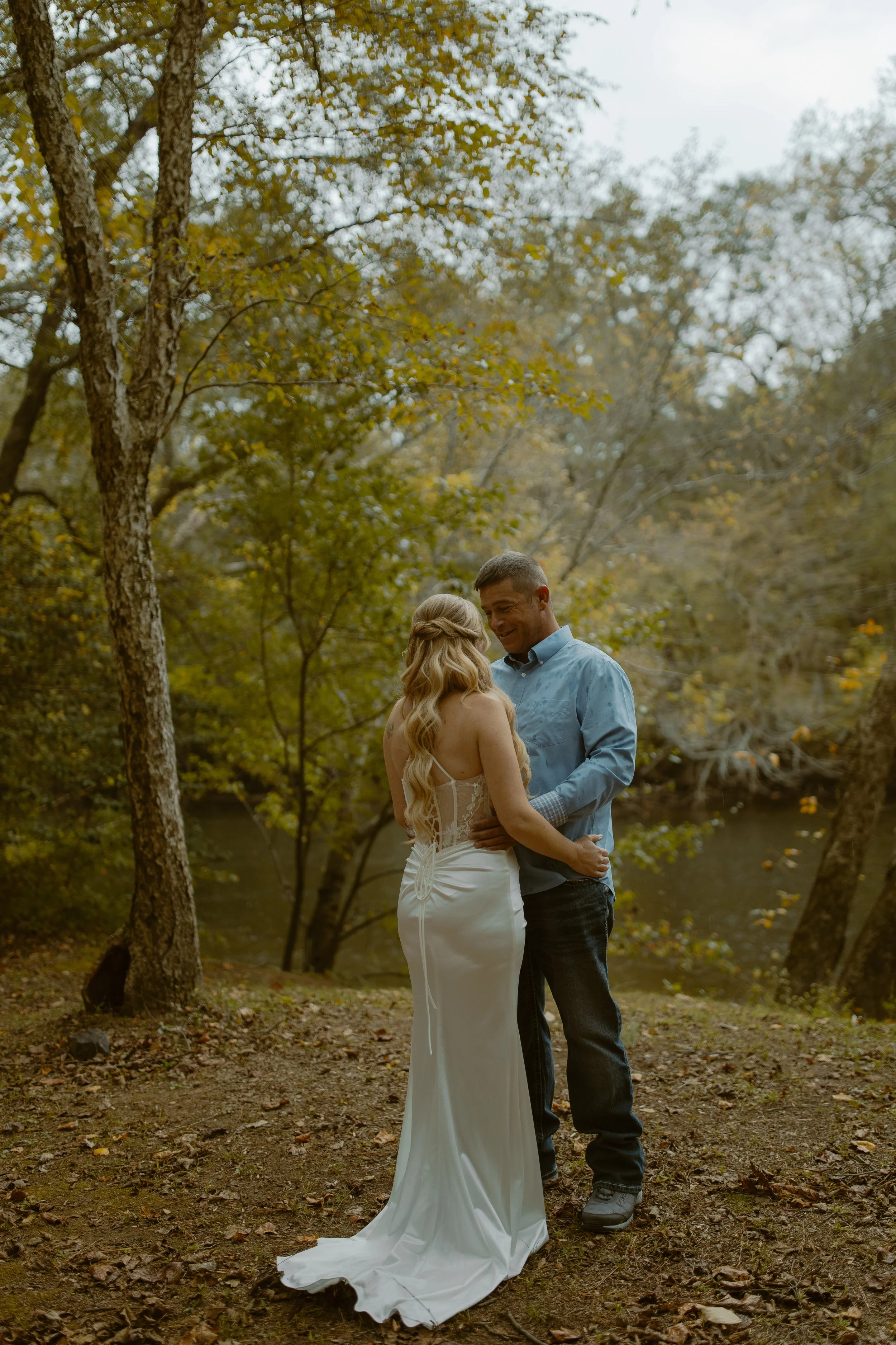 Tennessee-adventure-waterfall-fall-elopement