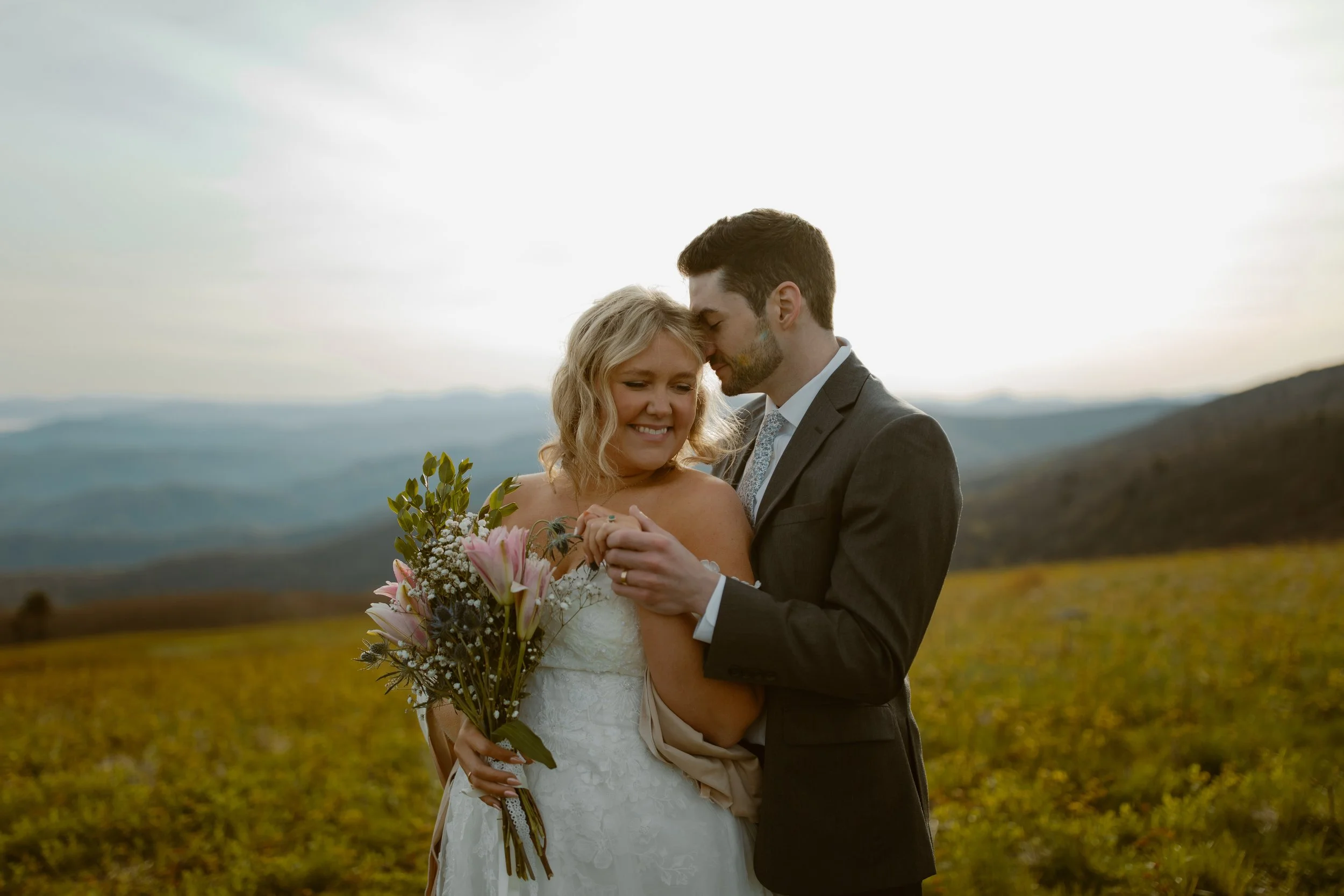 sunrise-roan-mountain-elopement-Tennessee