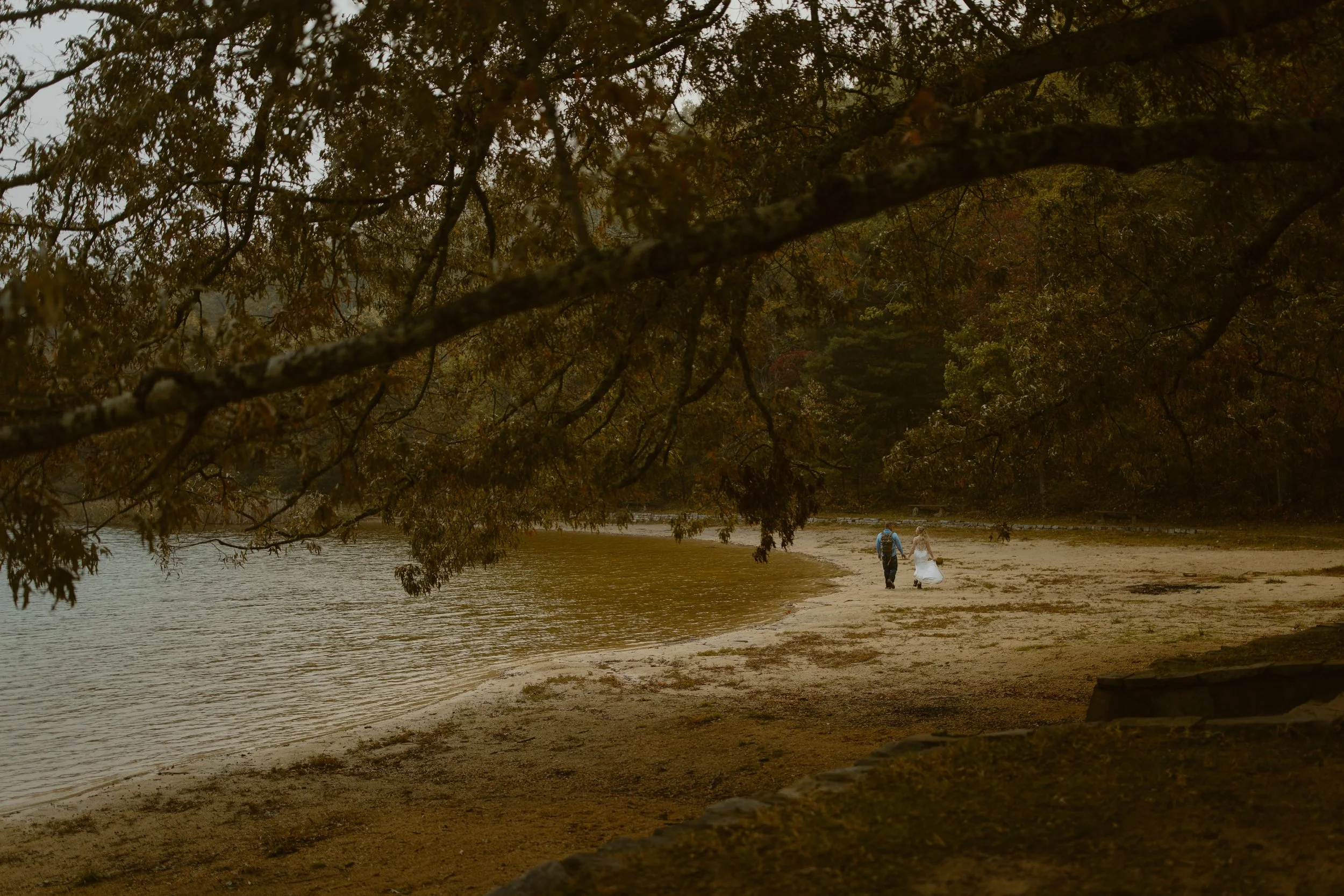 Tennessee-adventure-waterfall-fall-elopement