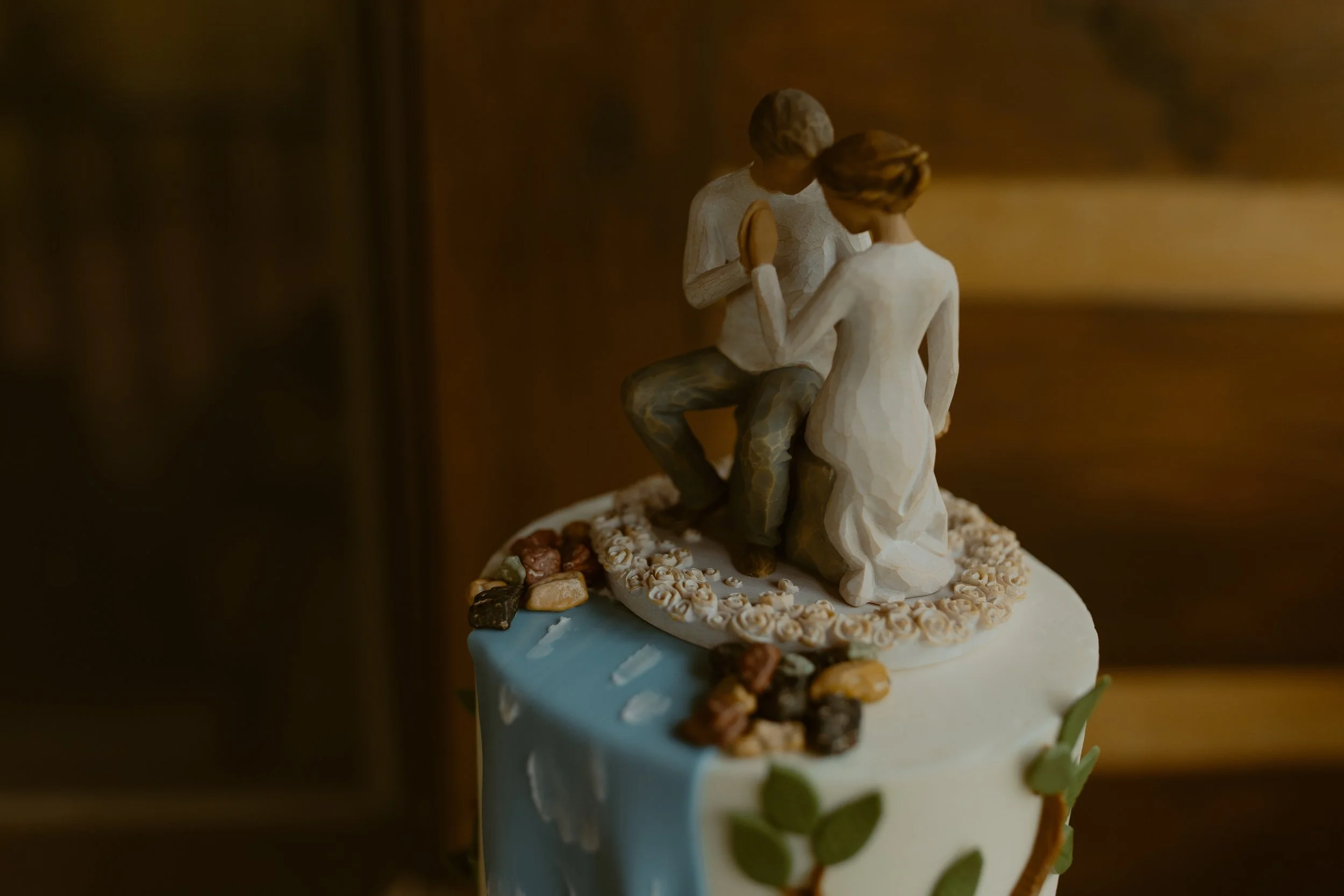 Tennessee-adventure-waterfall-fall-elopement