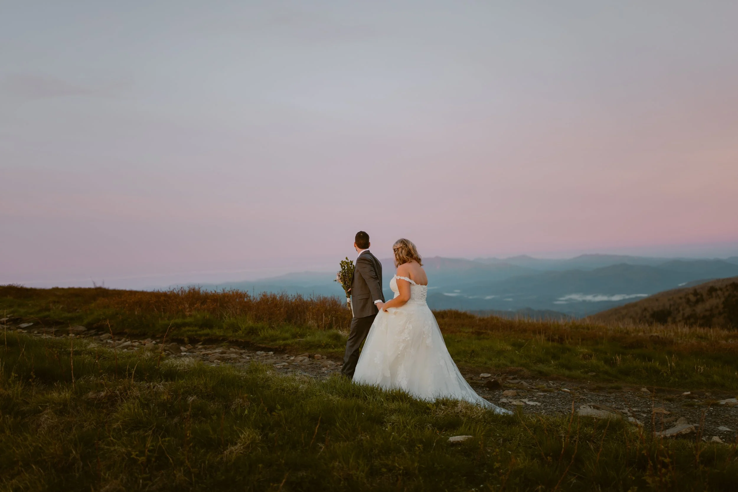 sunrise-roan-mountain-elopement-Tennessee