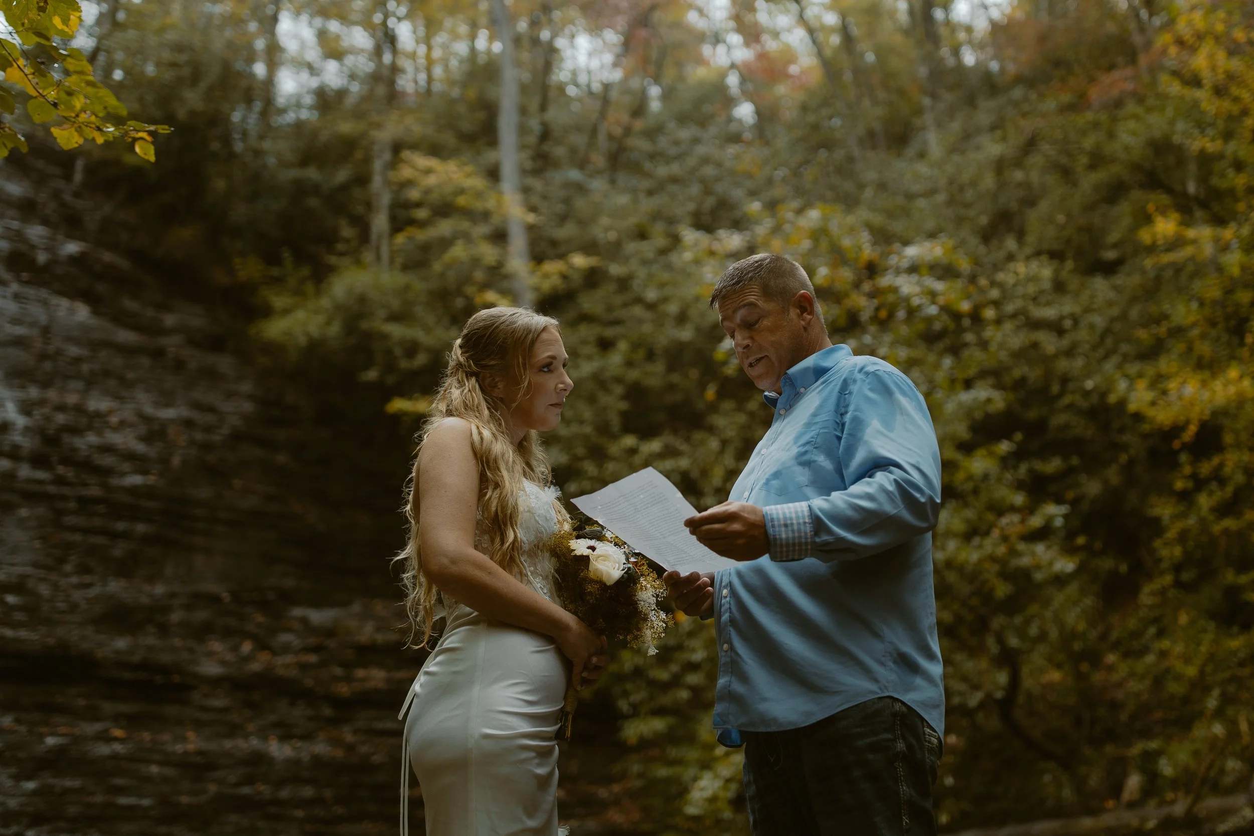 Tennessee-adventure-waterfall-fall-elopement