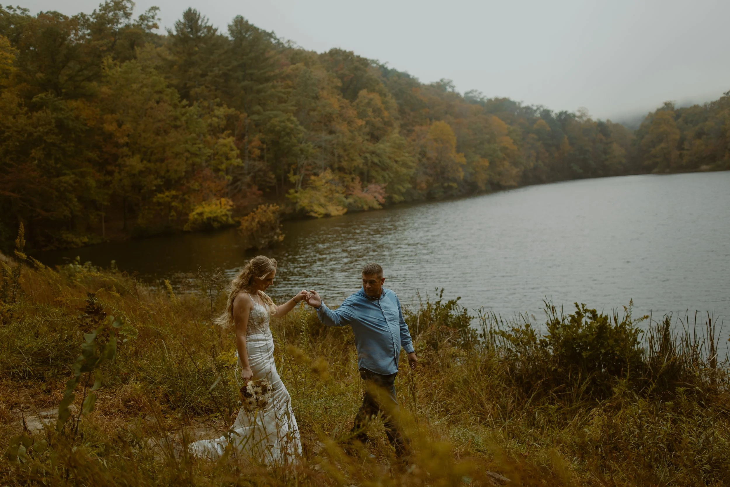 Tennessee-adventure-waterfall-fall-elopement