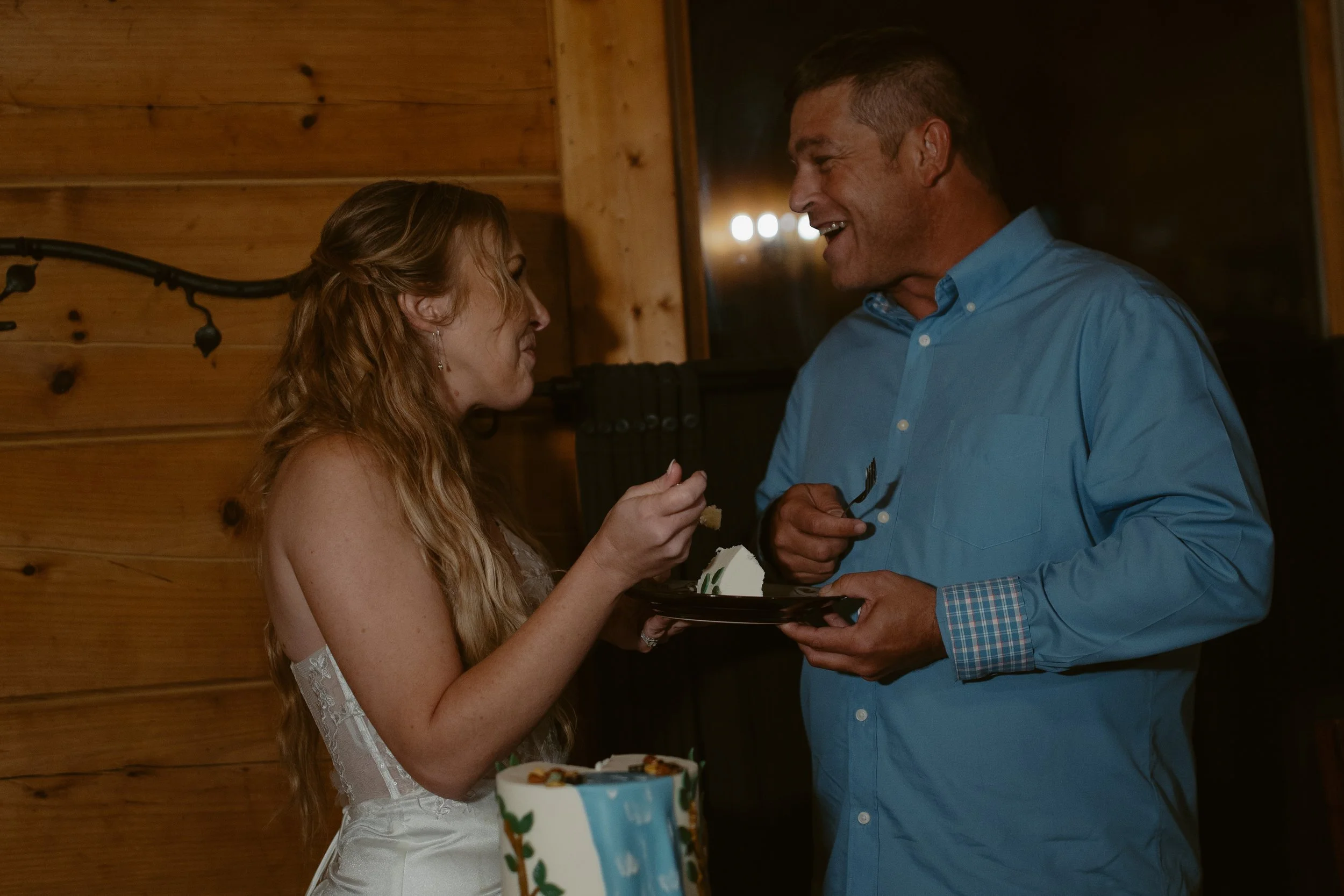 Tennessee-adventure-waterfall-fall-elopement