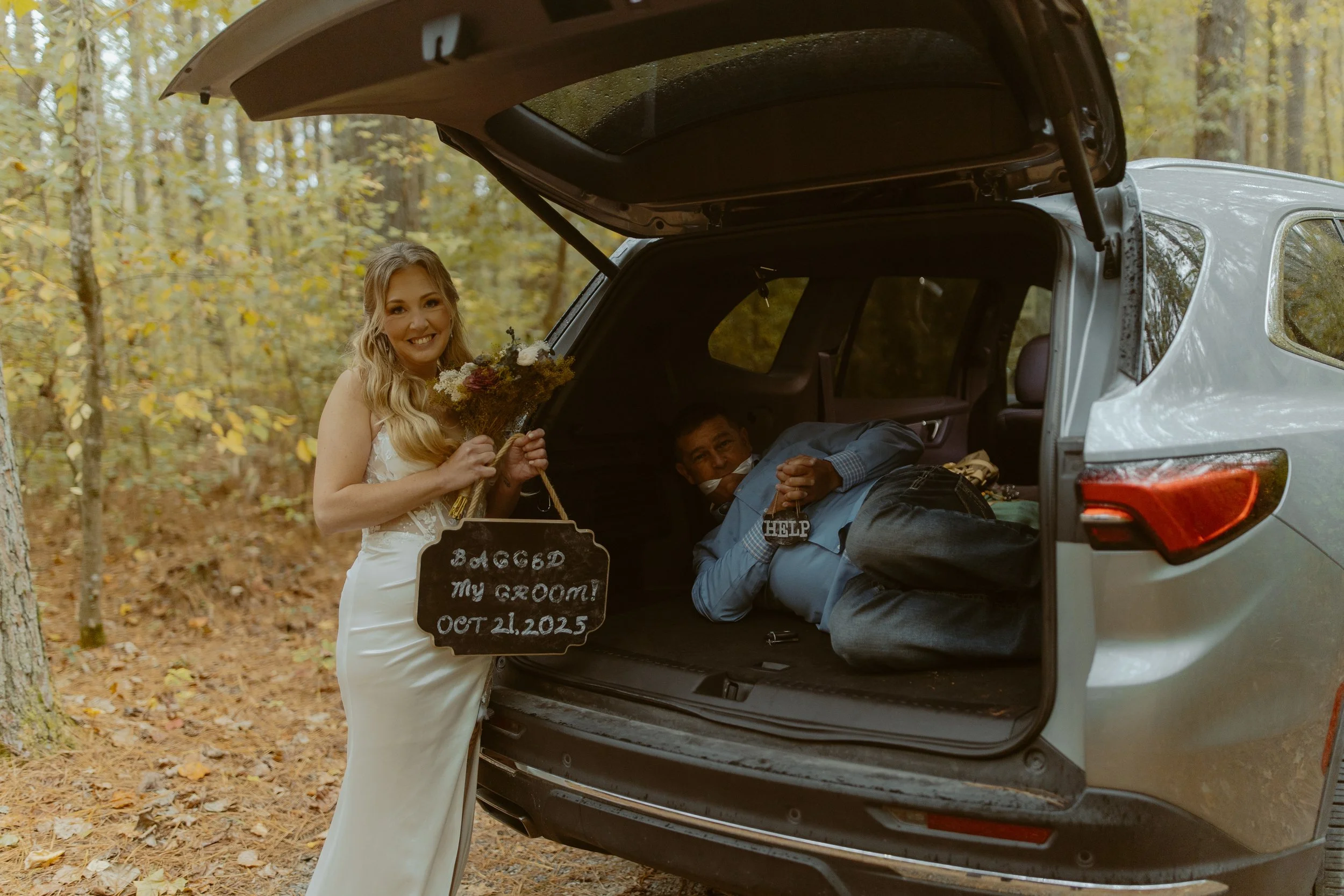 Tennessee-adventure-waterfall-fall-elopement