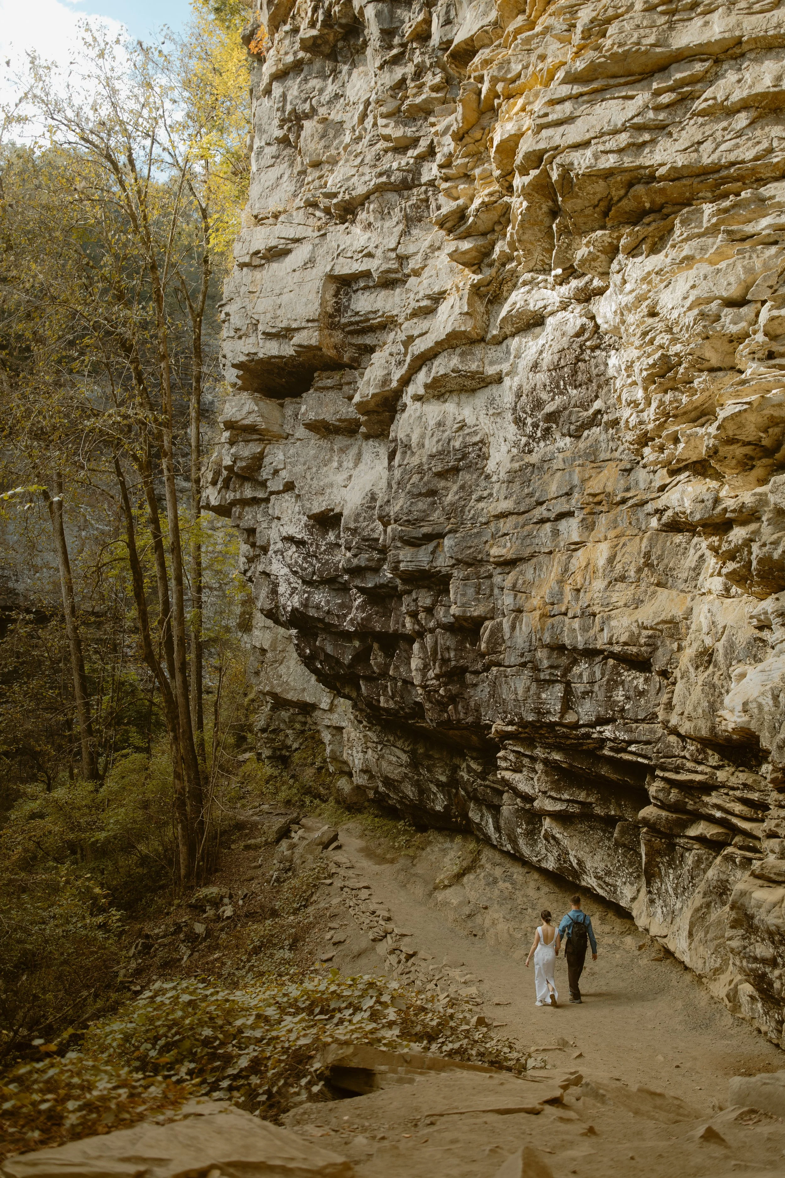 Tennessee-waterfall-sunrise-elopement
