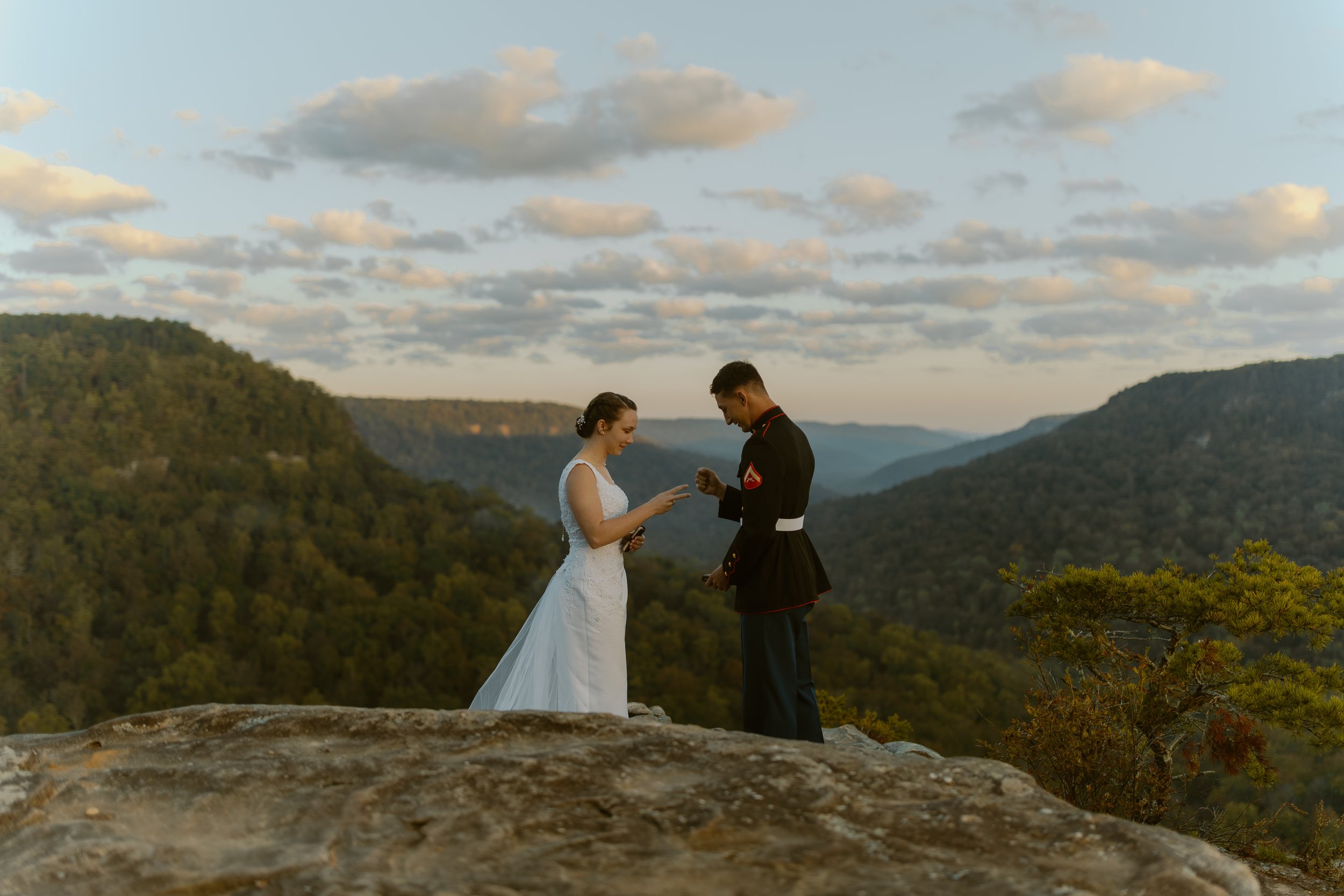 sunrise-adventure-elopement-fall-creek-falls-TN