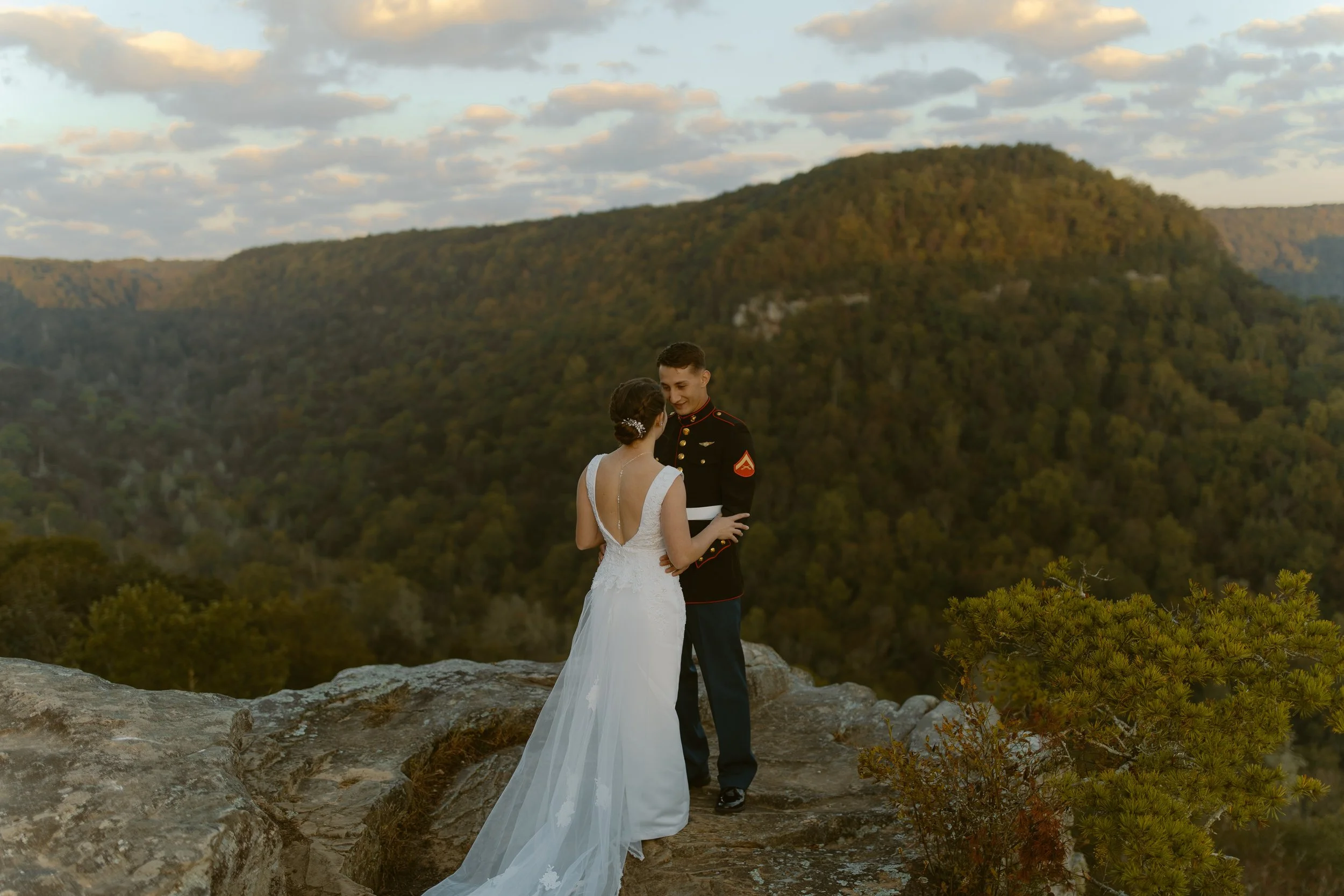 sunrise-adventure-elopement-fall-creek-falls-TN