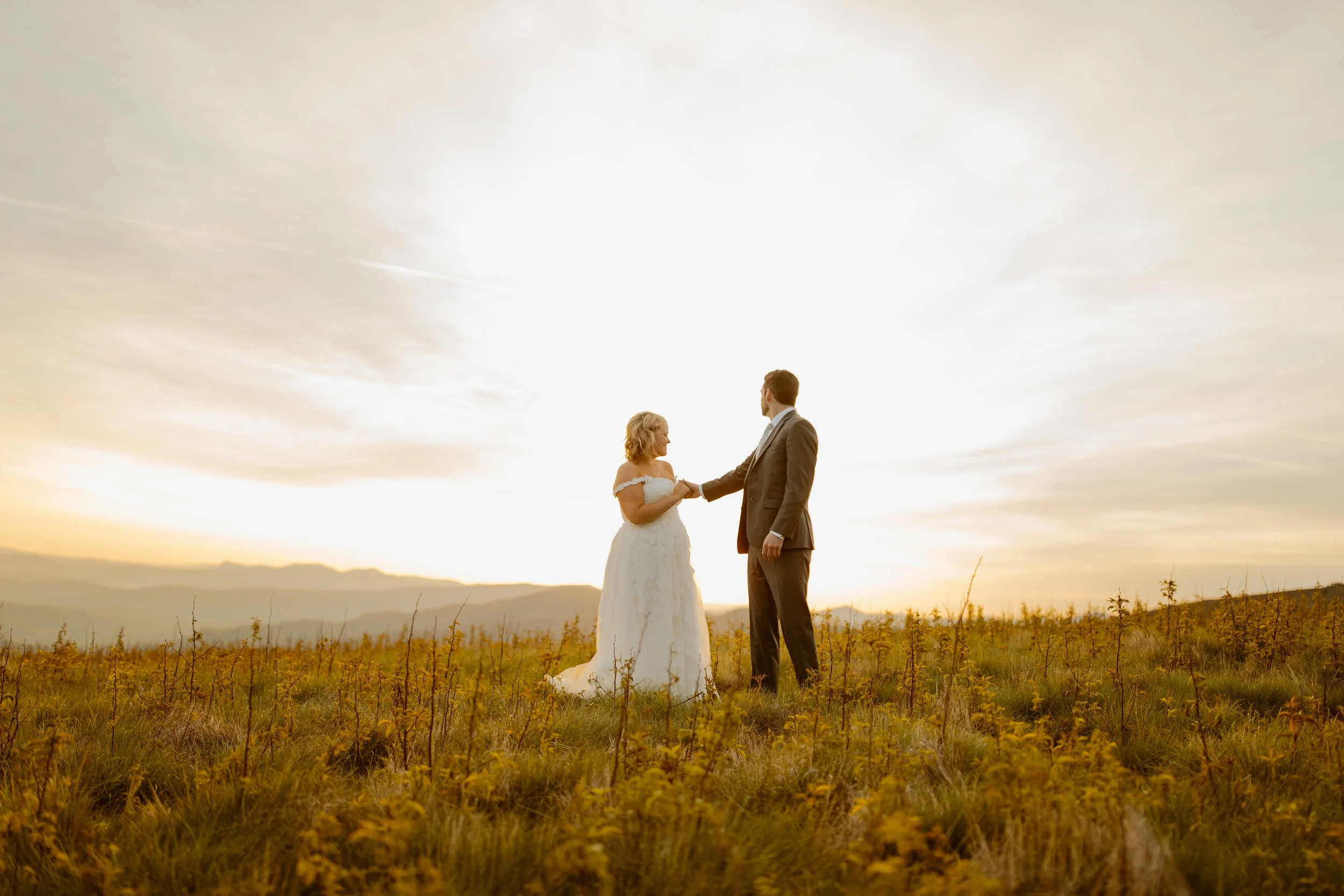 sunrise-roan-mountain-elopement-Tennessee