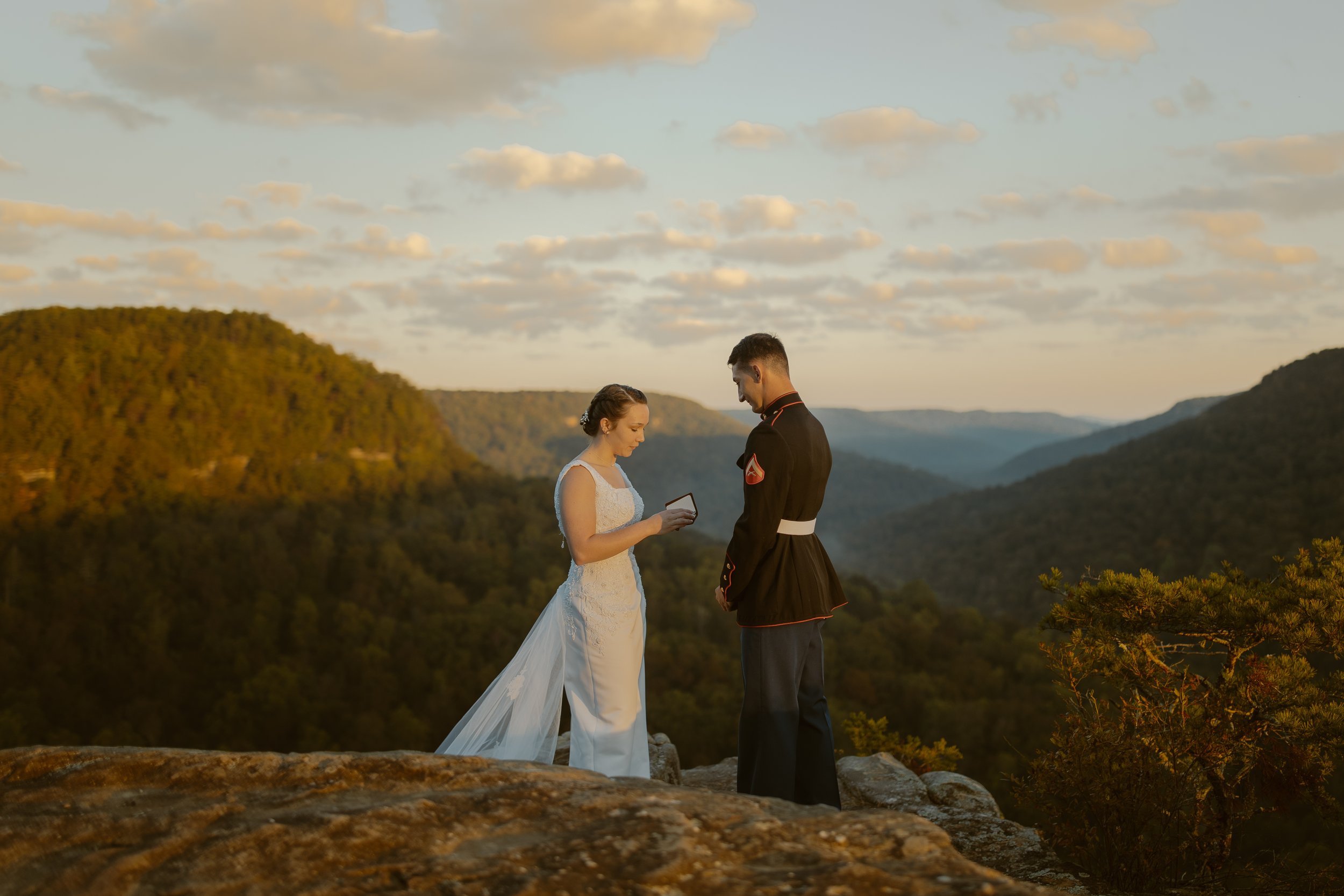fall-creek-falls-sunrise-elopement