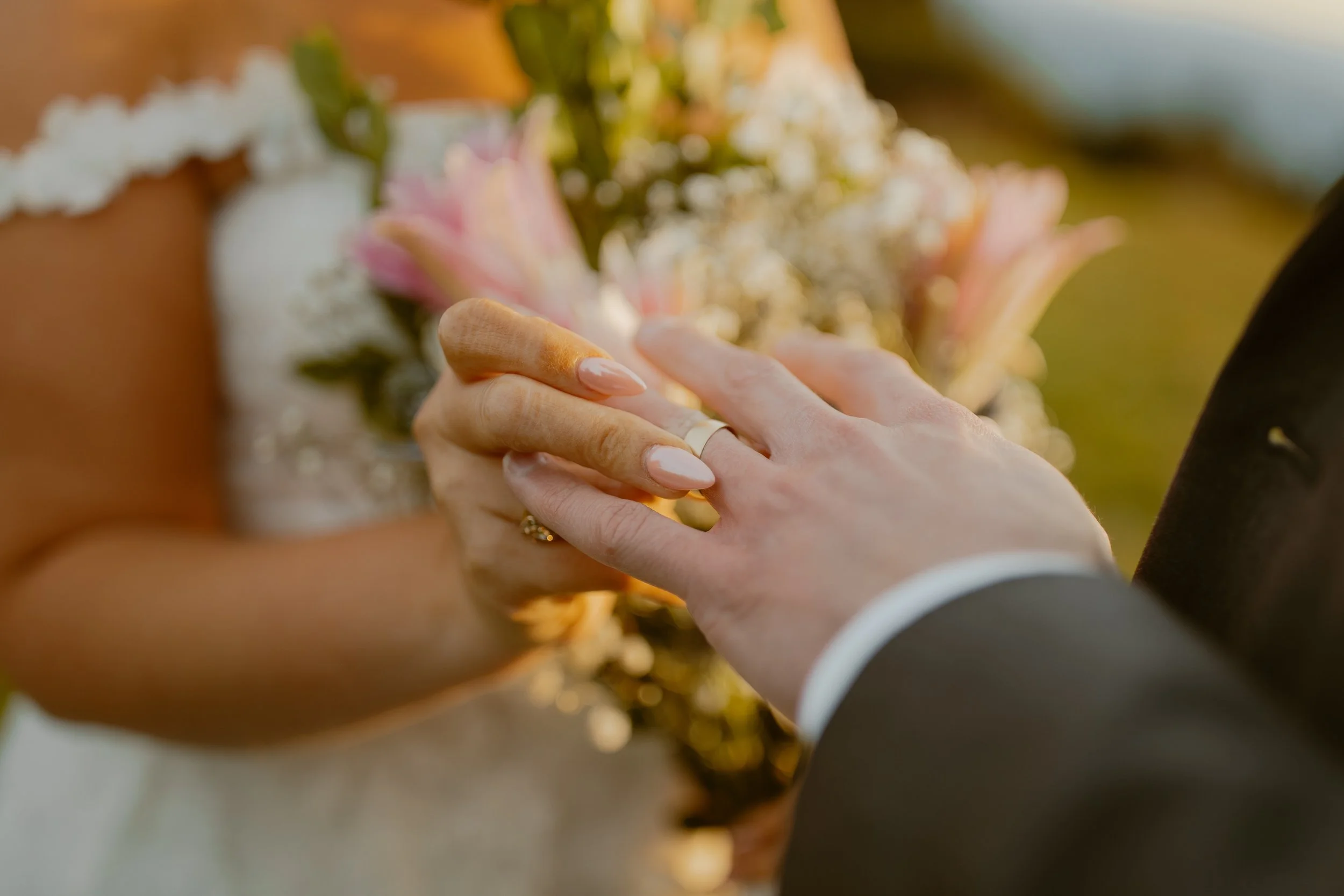 sunrise-roan-mountain-elopement-Tennessee