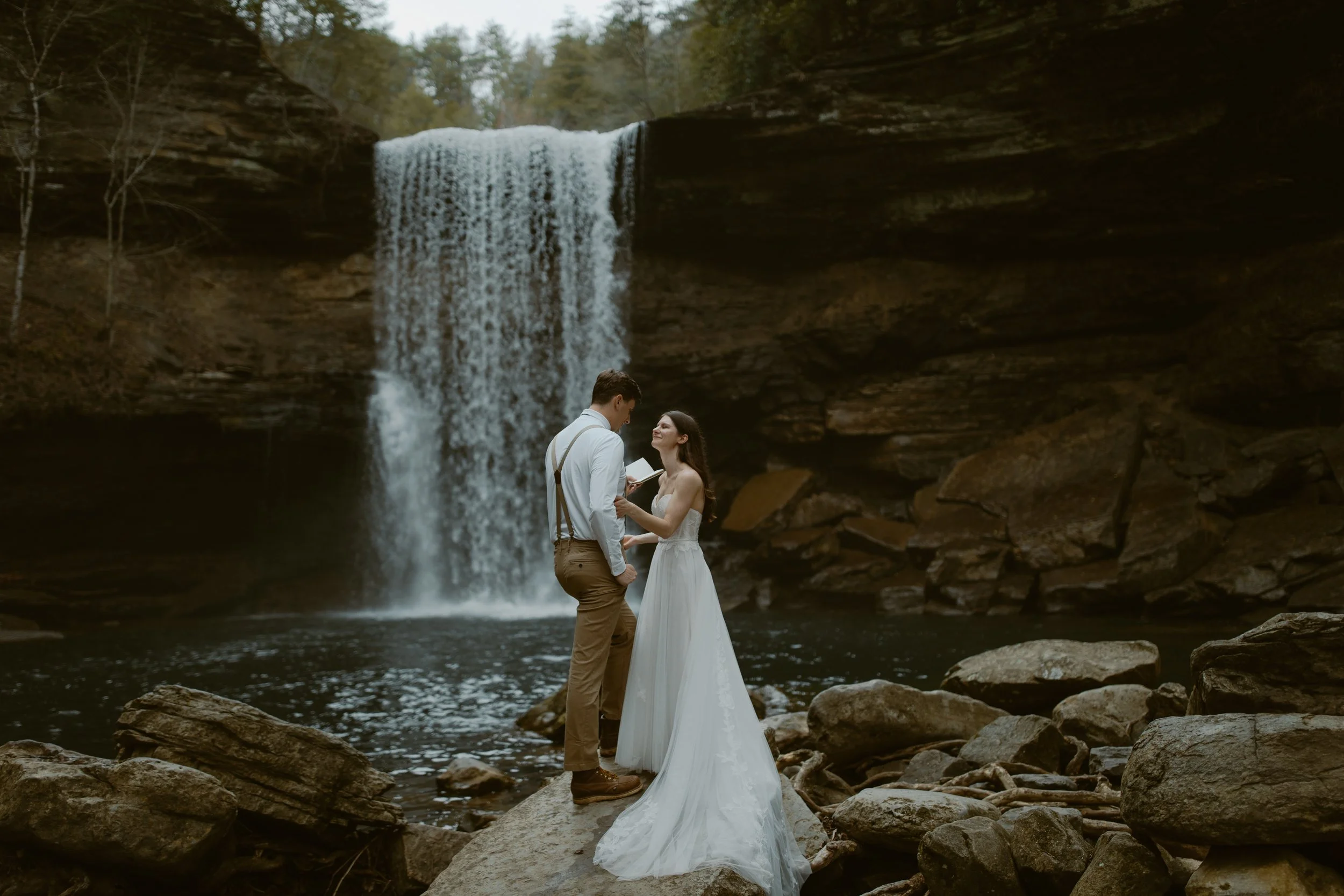 waterfall-elopement-Tennessee