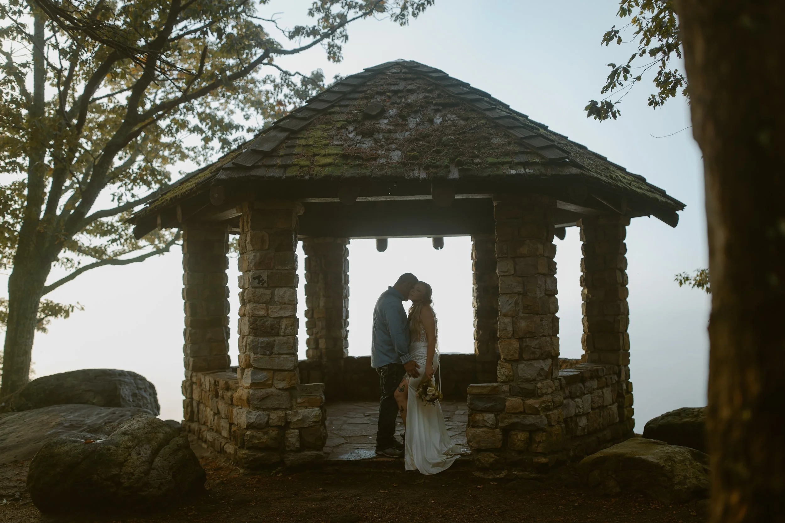 Tennessee-adventure-waterfall-fall-elopement