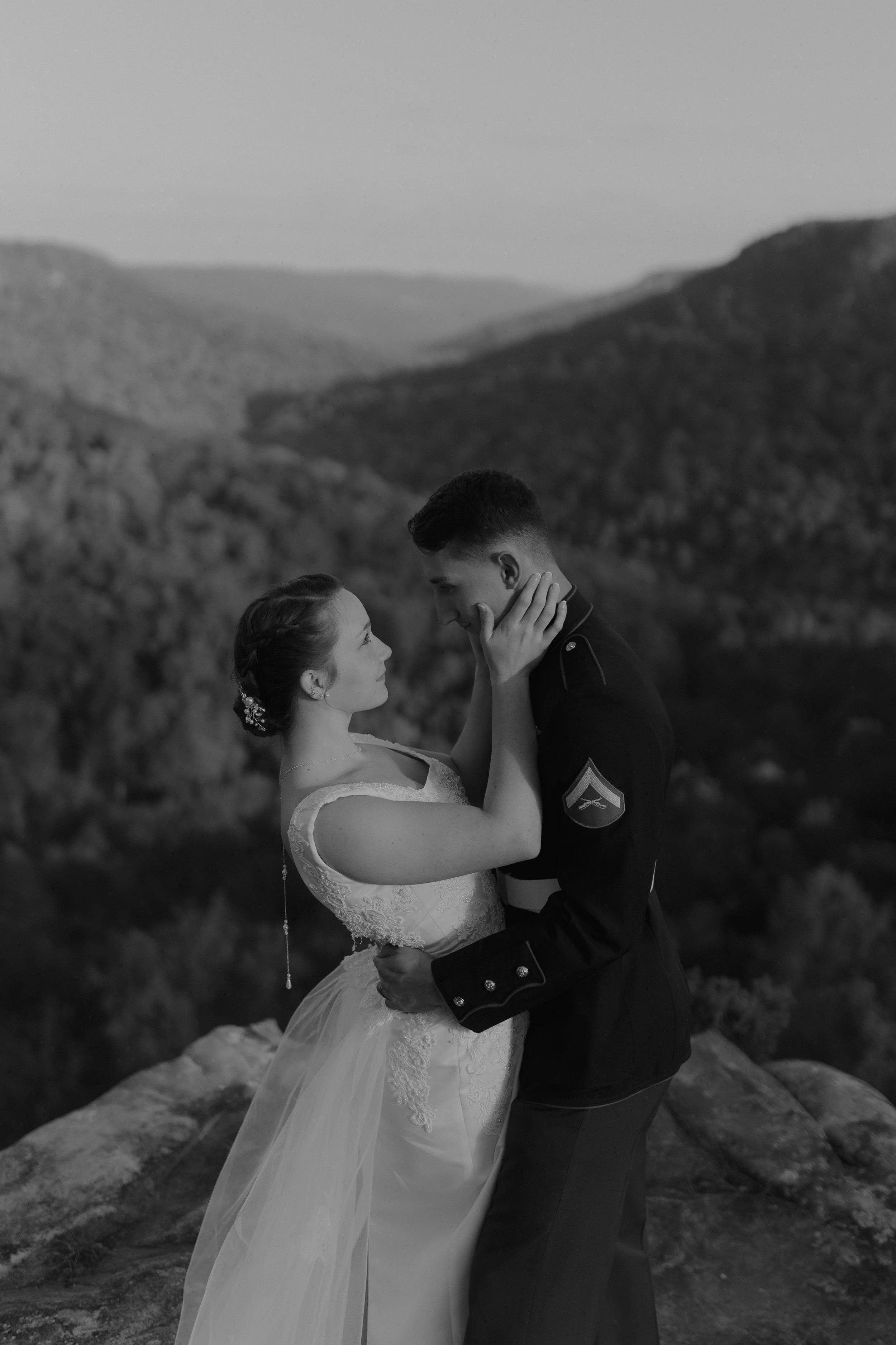 sunrise-adventure-elopement-fall-creek-falls-TN