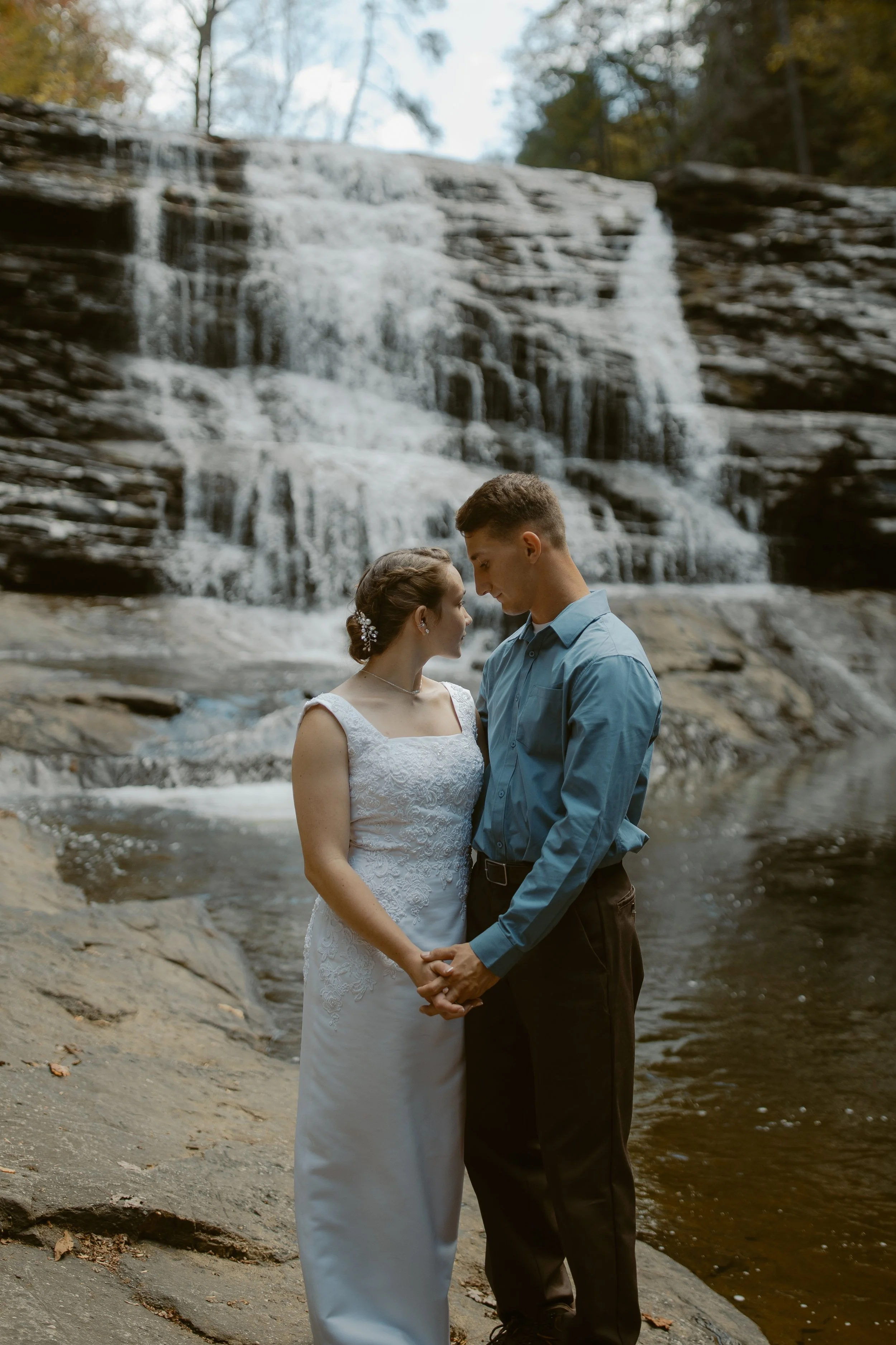 Tennessee-waterfall-sunrise-elopement