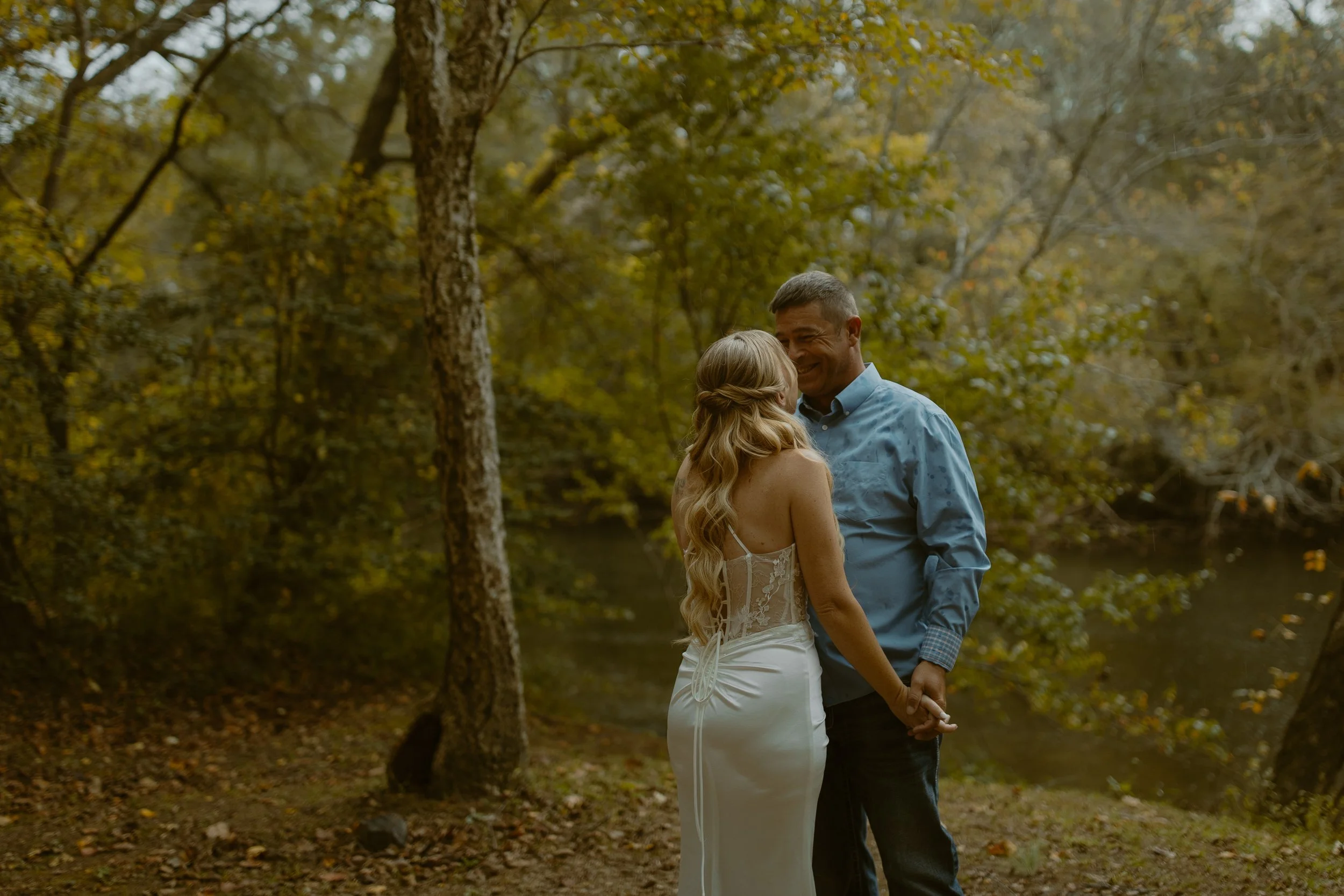 Tennessee-adventure-waterfall-fall-elopement