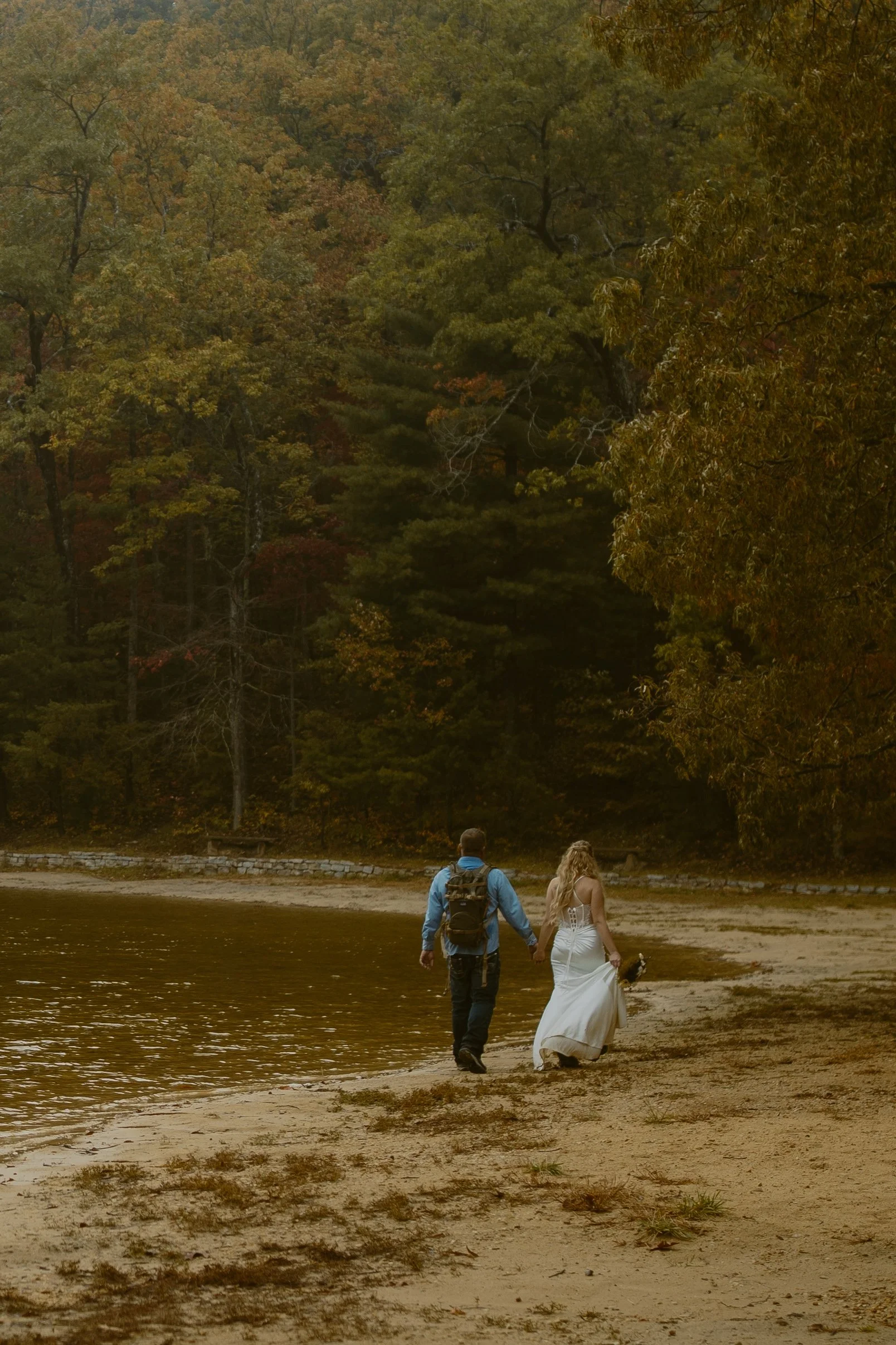 Tennessee-adventure-waterfall-fall-elopement