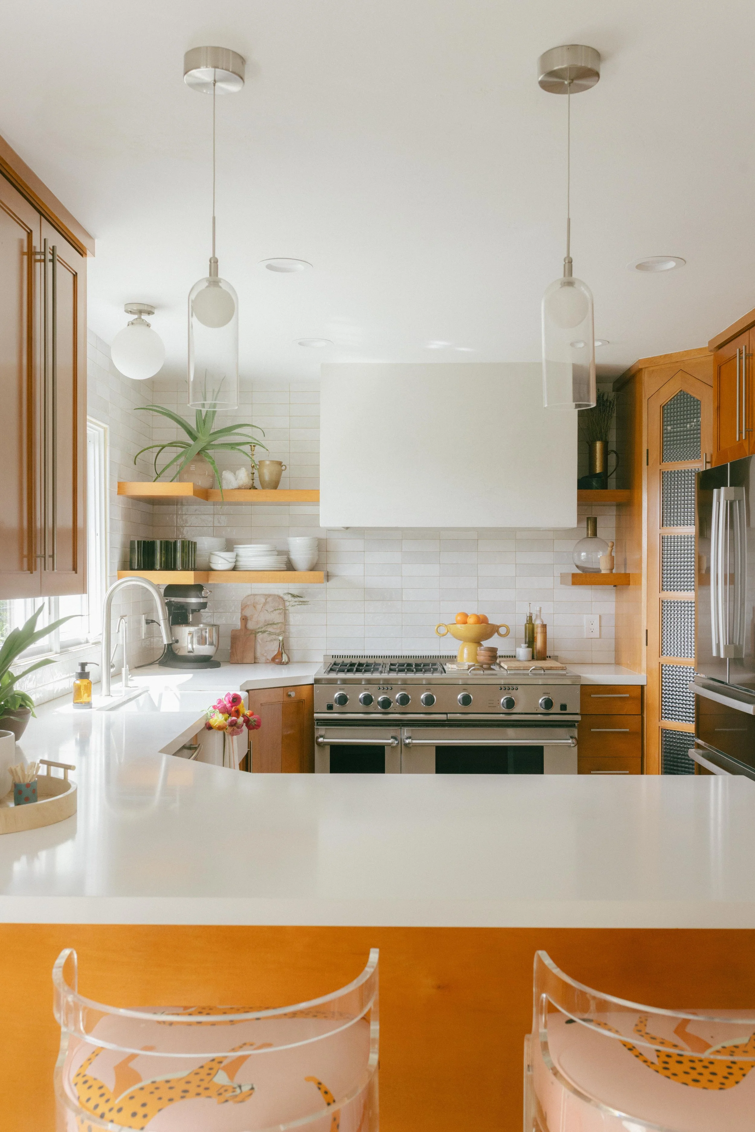 Mid-Century Modern Kitchen Design Is All About Balance