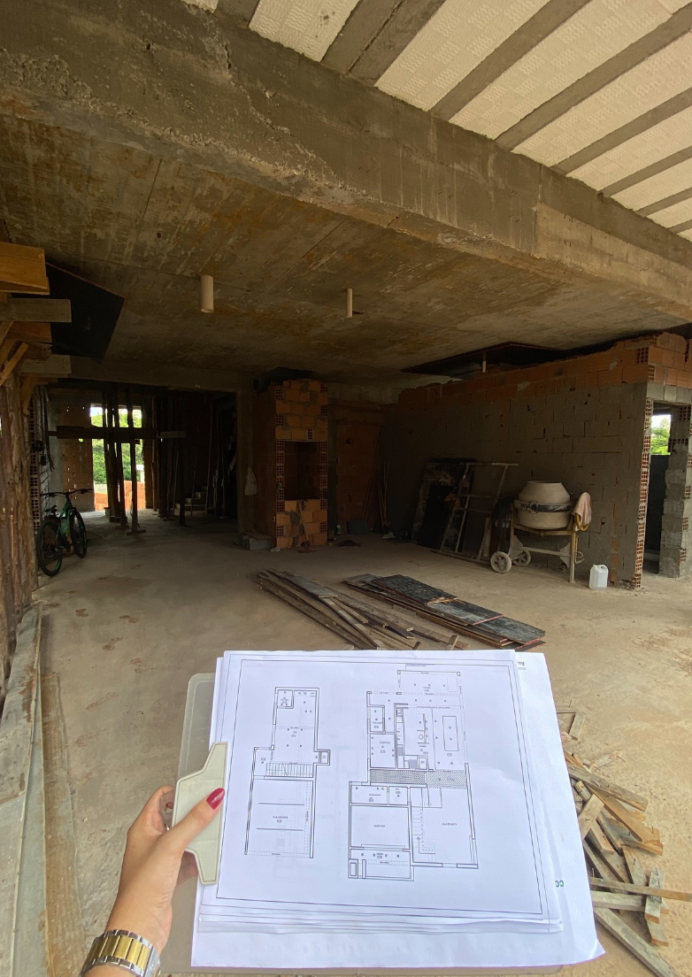 What Most Designers Don’t Understand About Construction (And Why It Costs Homeowners More)