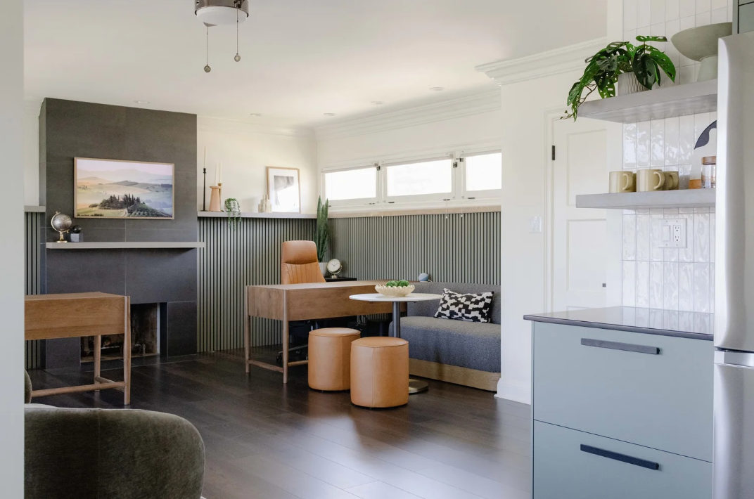 What Is the Process of Working With an Interior Designer for a Remodel or New Construction Project in Los Angeles?