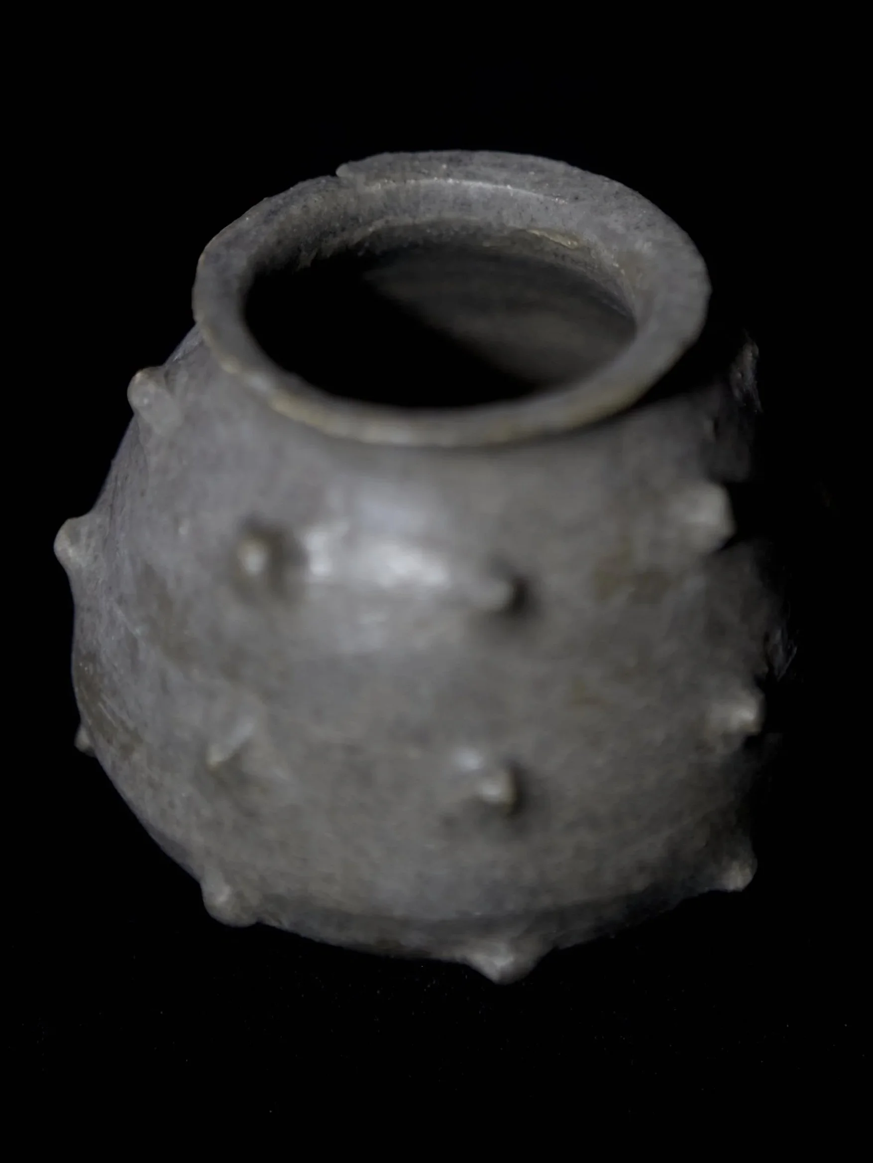 mud-bunny-ceramic-bud-vase-2