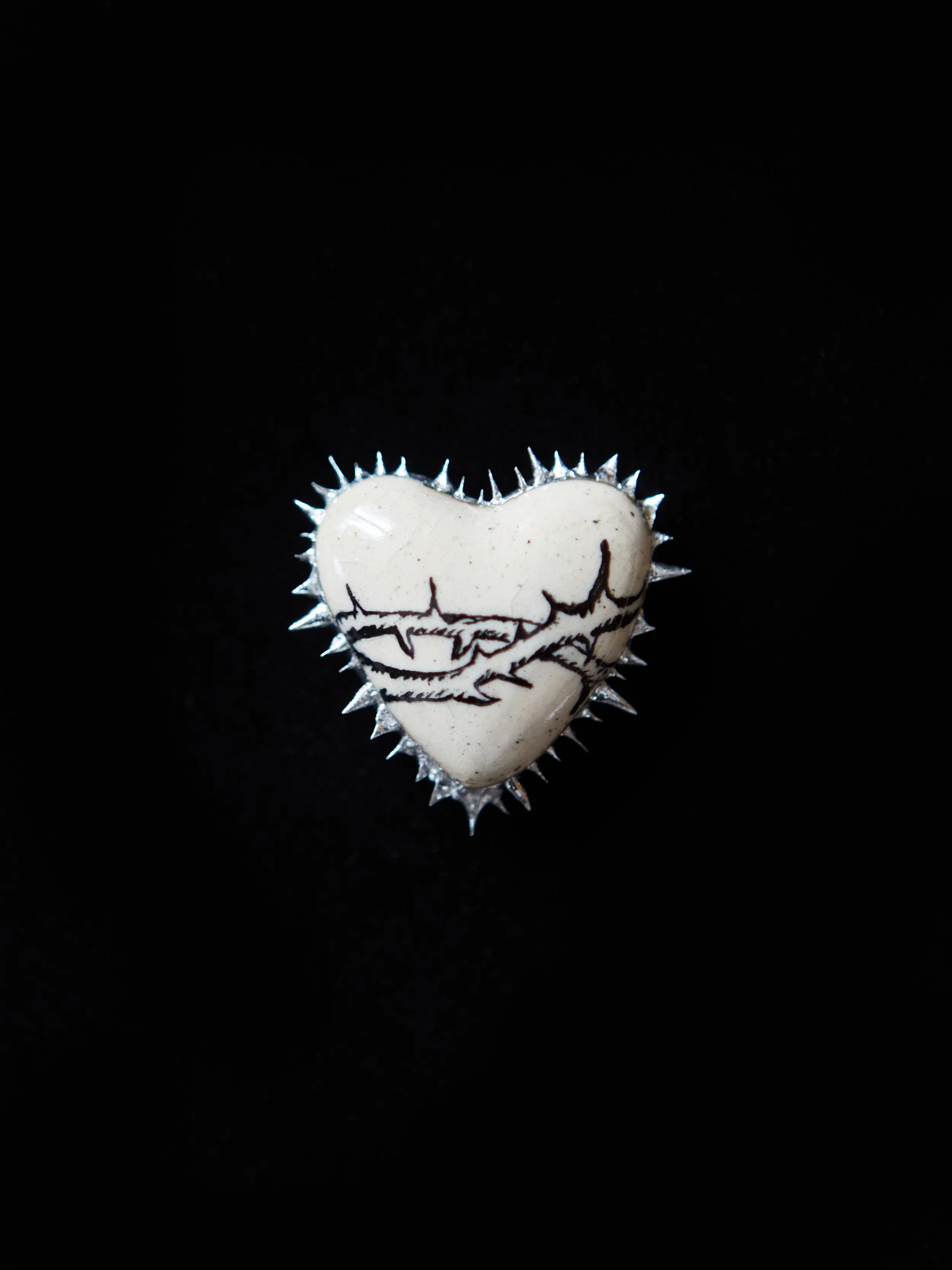 Spiked Thorn Heart Amulet