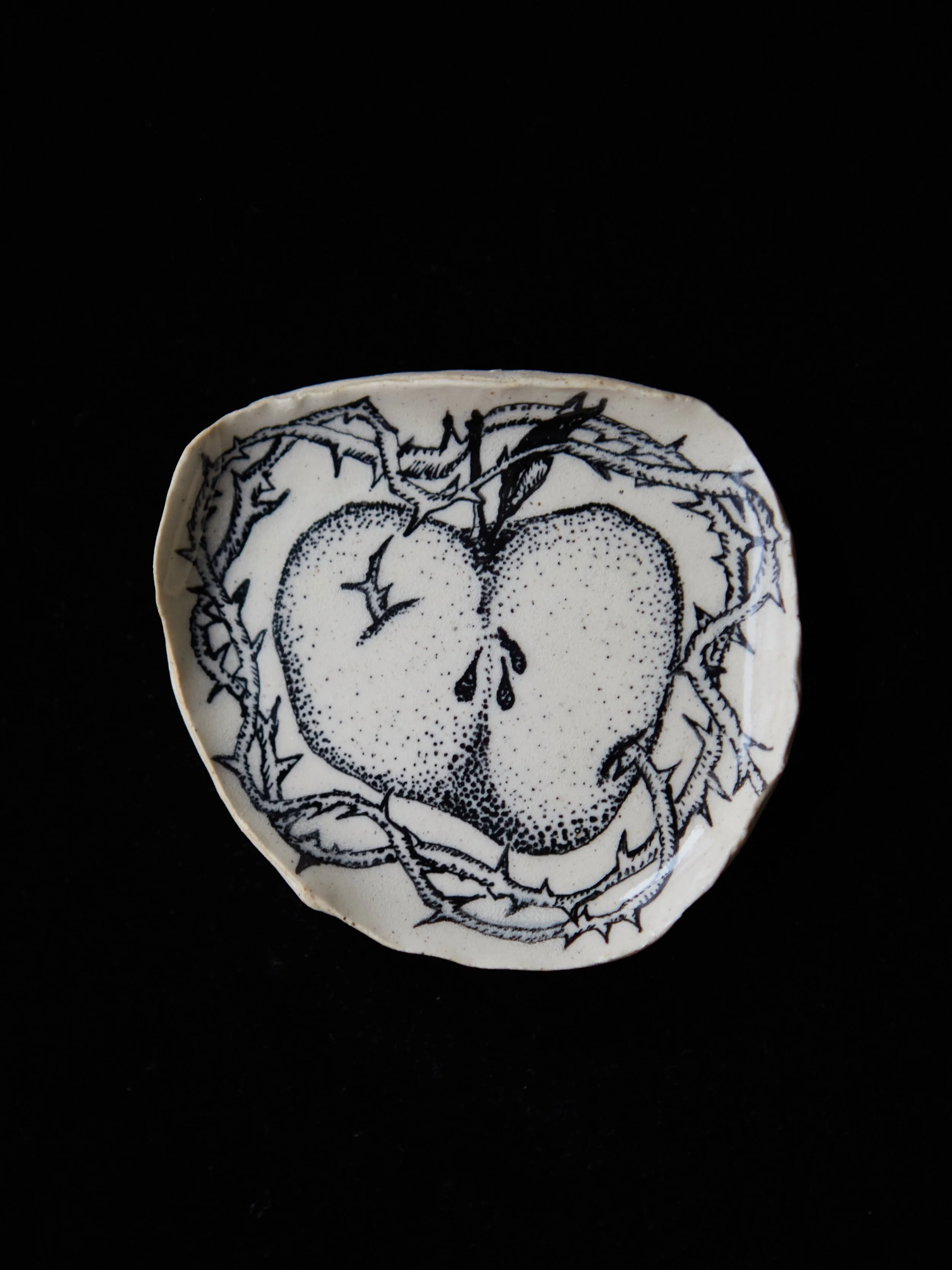 Mud-Bunny-Apple_dish.jpg
