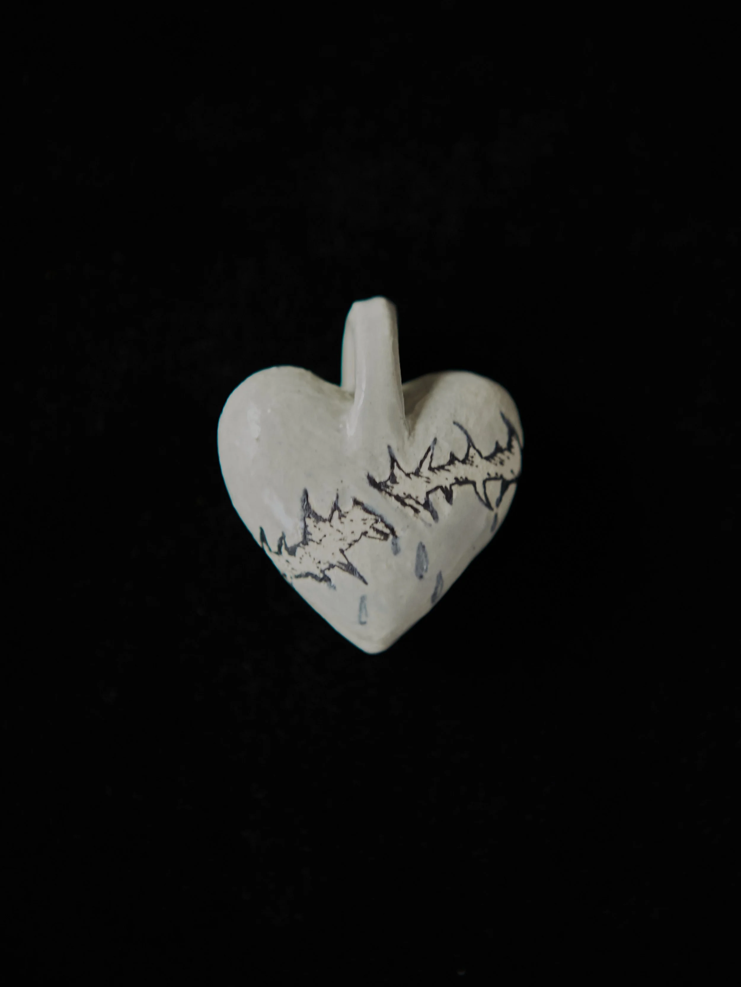 Mud-Bunny-Ceramic- 183_304.jpg