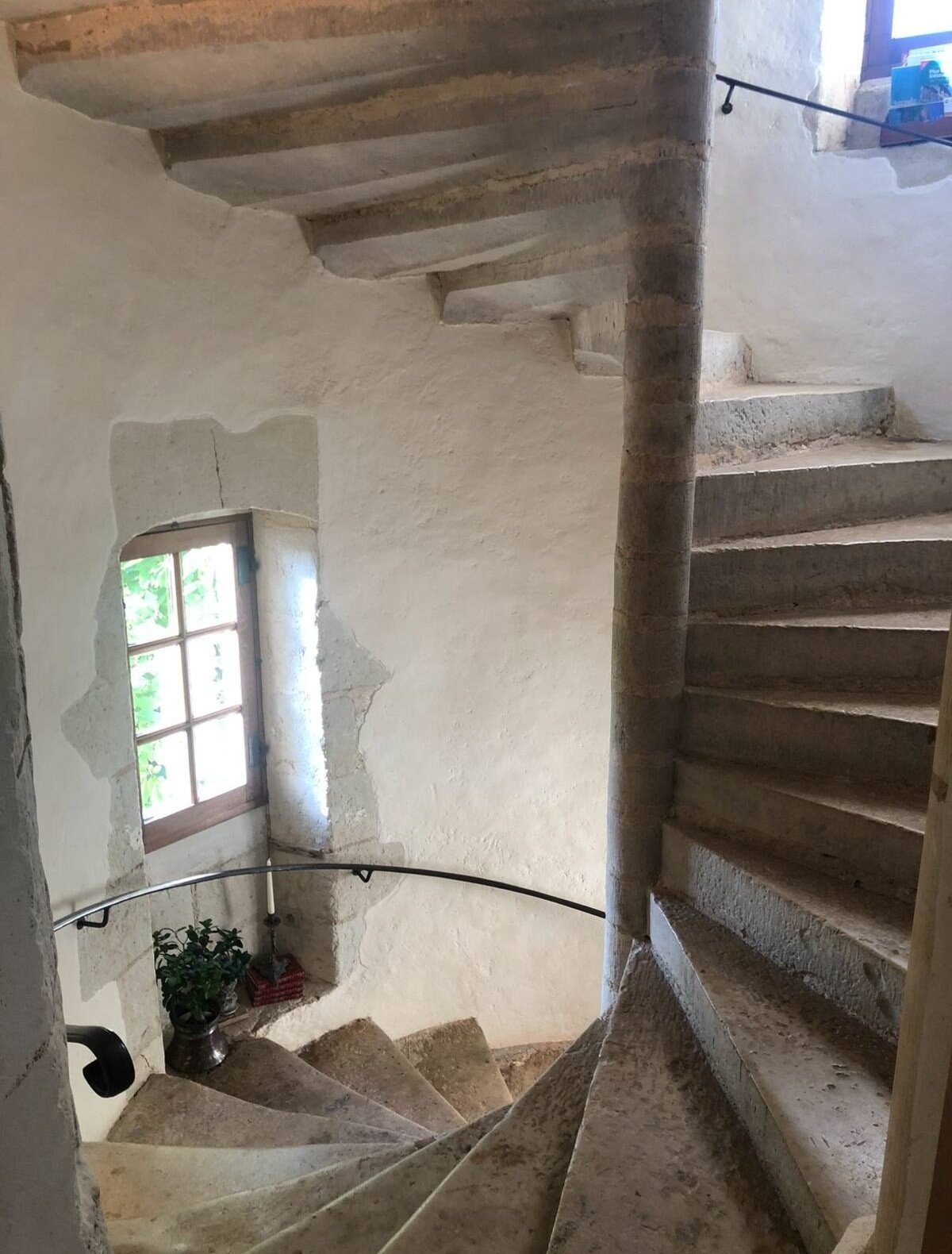 La Maison Dovalle - La Tourelle - Spiral Staircase