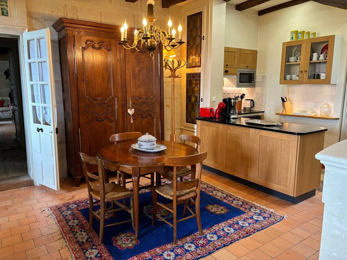 La Maison Dovalle - Les Remparts II -Kitchen.jpeg