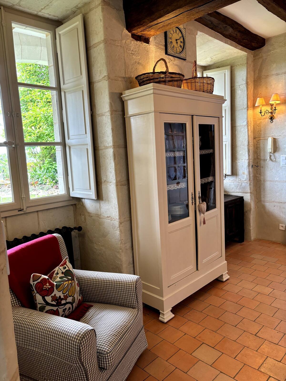 La Maison Dovalle - Les Remparts II -Sitting Area.jpeg