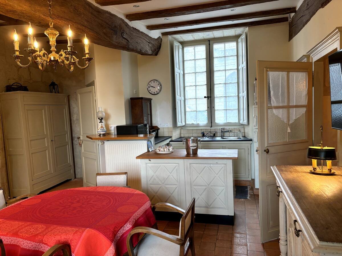 La Maison Dovalle - Les Remparts 1 - Kitchen