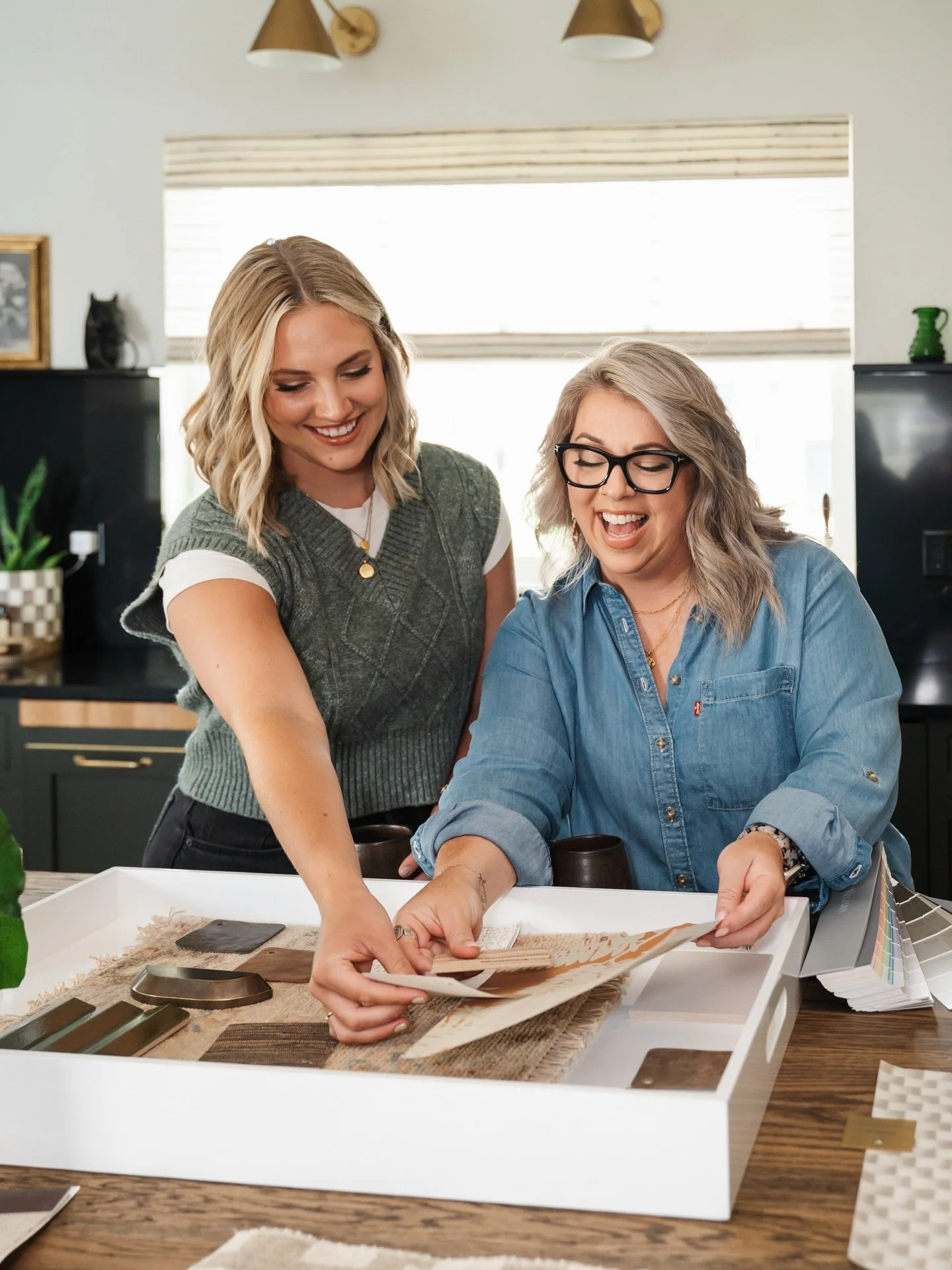 Asking for I want here, as a solopreneur should. I&rsquo;ve always been inspired by interior design and would love to photograph more sessions like this. So please send all the Des Moines interior designers my way!

Back in August, I had the pleasure