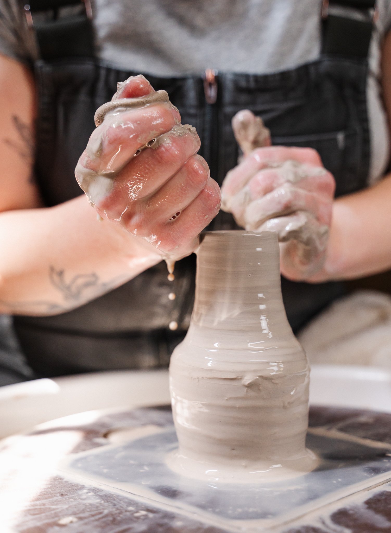 Roam Around Pottery Brand Photography Des Moines -16.jpg