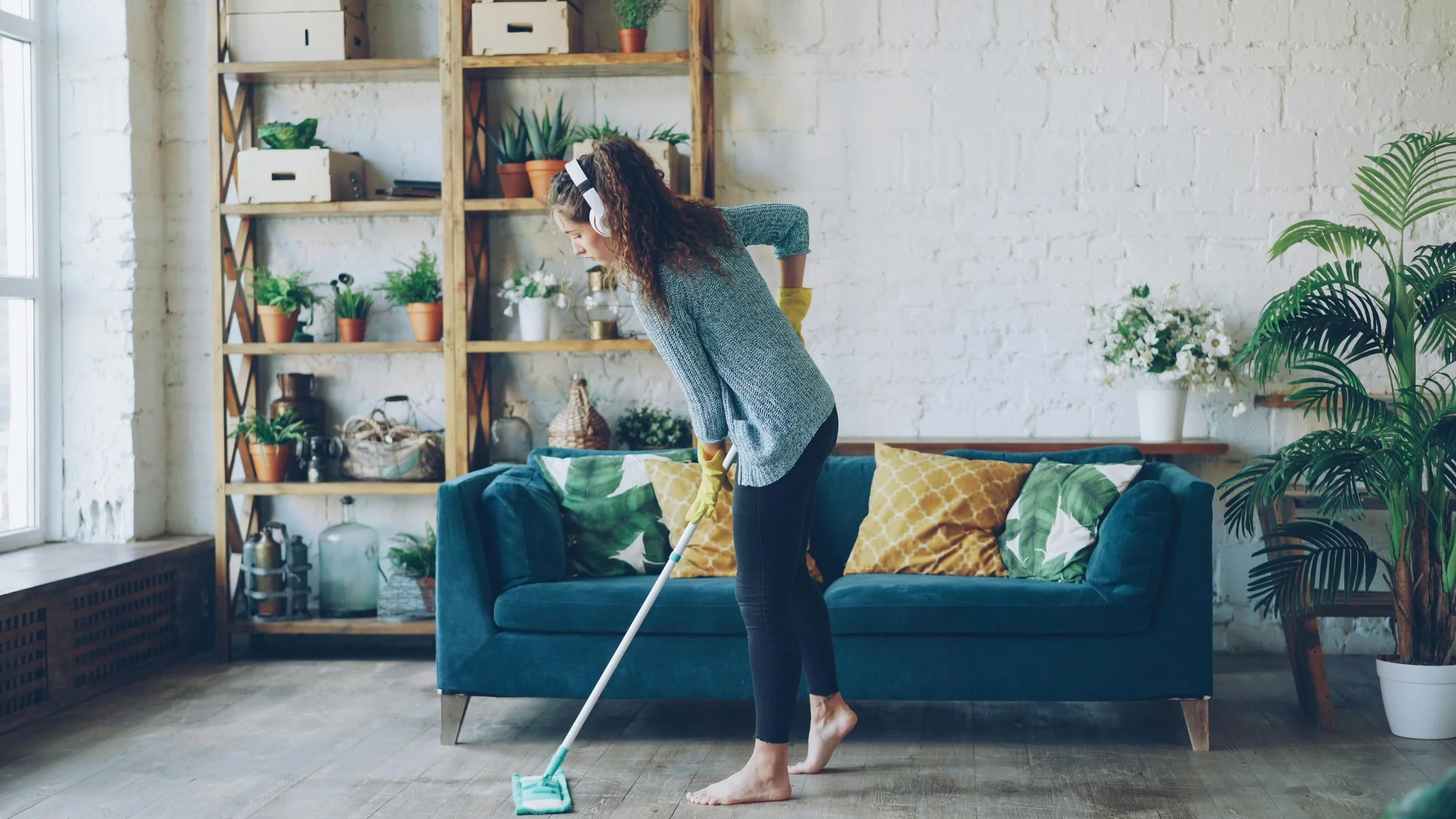 Spring Cleaning Your Heart: Letting Go of Emotional Clutter to Reduce Stress