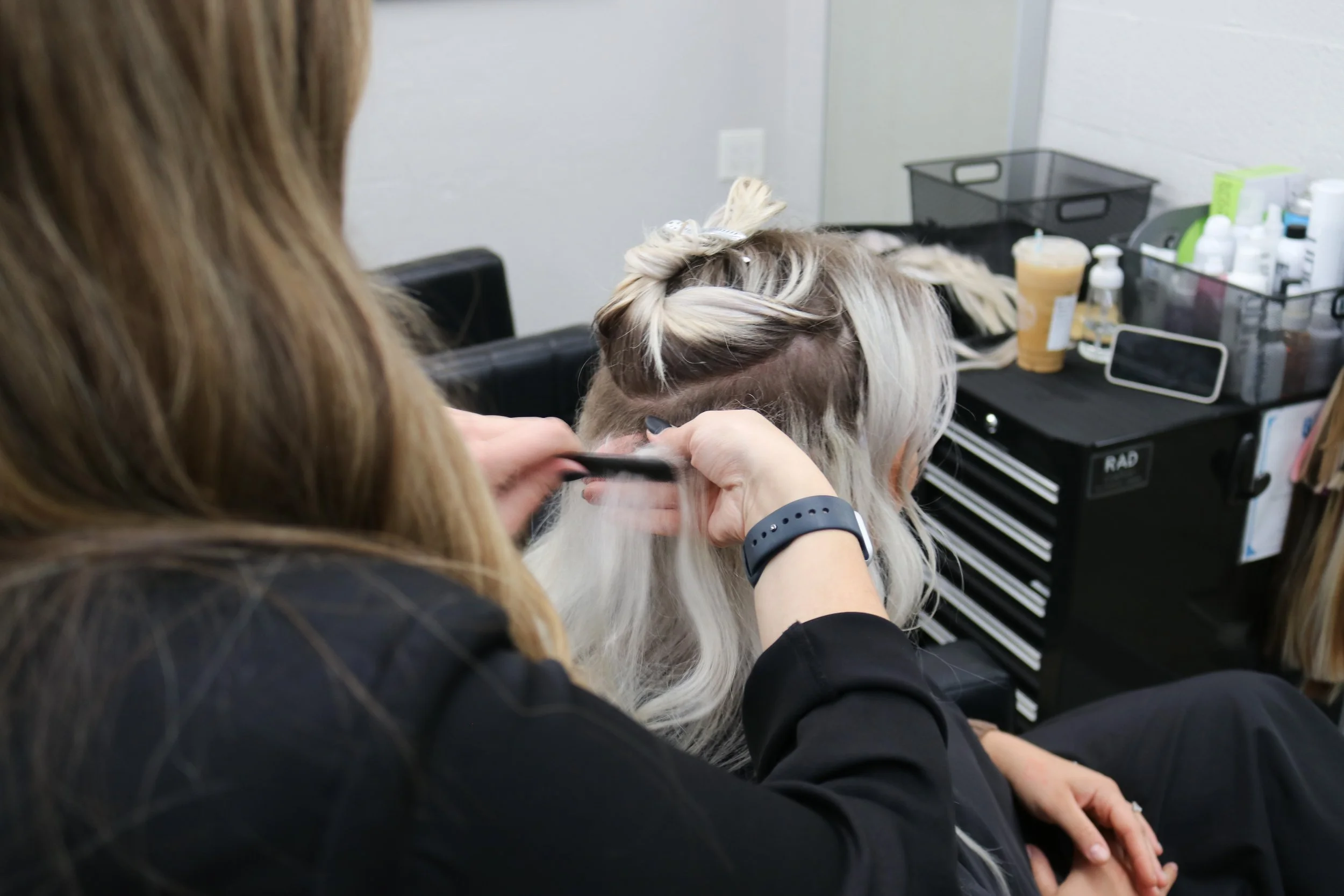 Hand-Tied Wefts vs. K-Tips: Which Hair Extensions Are Best for You?