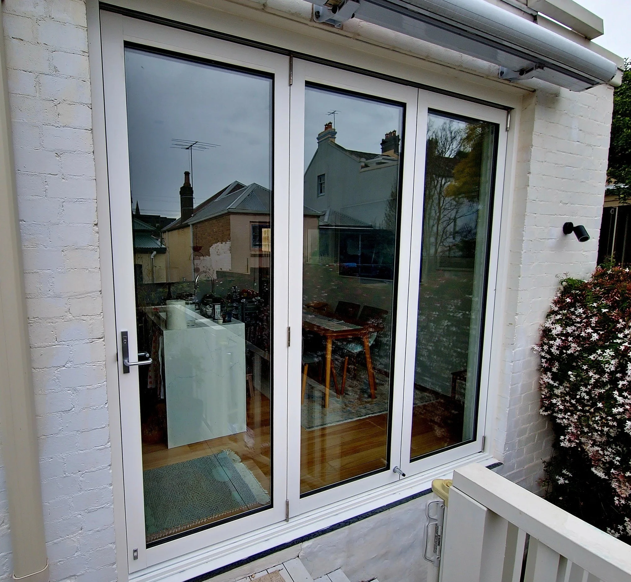 Aluminium door