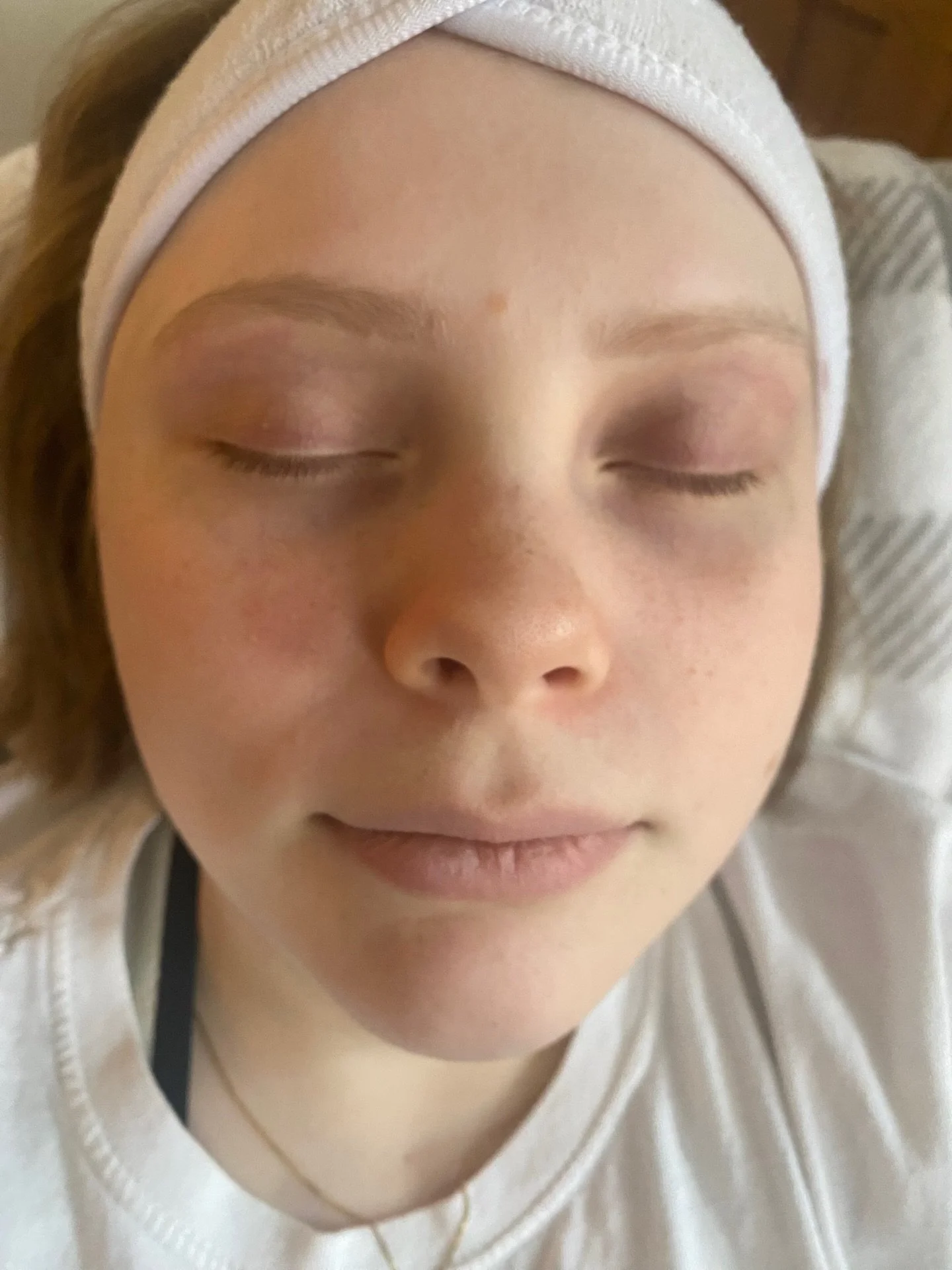 Brow Transformation ✨

Soft, balanced, and perfectly tailored to her face 🤍
Brows frame everything and the right shape makes all the difference. Natural, defined, and effortlessly polished.

Ready for your brow upgrade? DM me &ldquo;BROWS&rdquo; ✨

