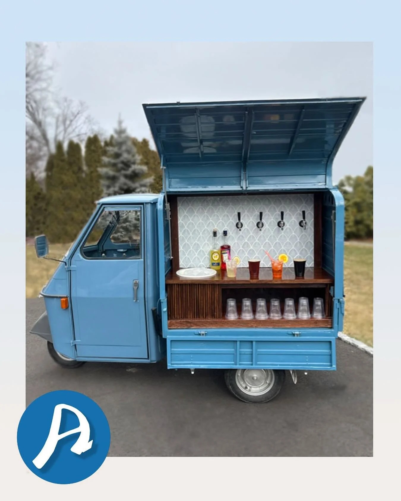 Welcome to Andiamo Taps &amp; Treats &mdash; a NJ based bar rental service. 

Meet Angelina, a restored 1980s Piaggio Ape turned bar ready to bring the party for your next event!! 

&hellip;
#weddingrental #mobilebar #barrental #partyrental #partyren