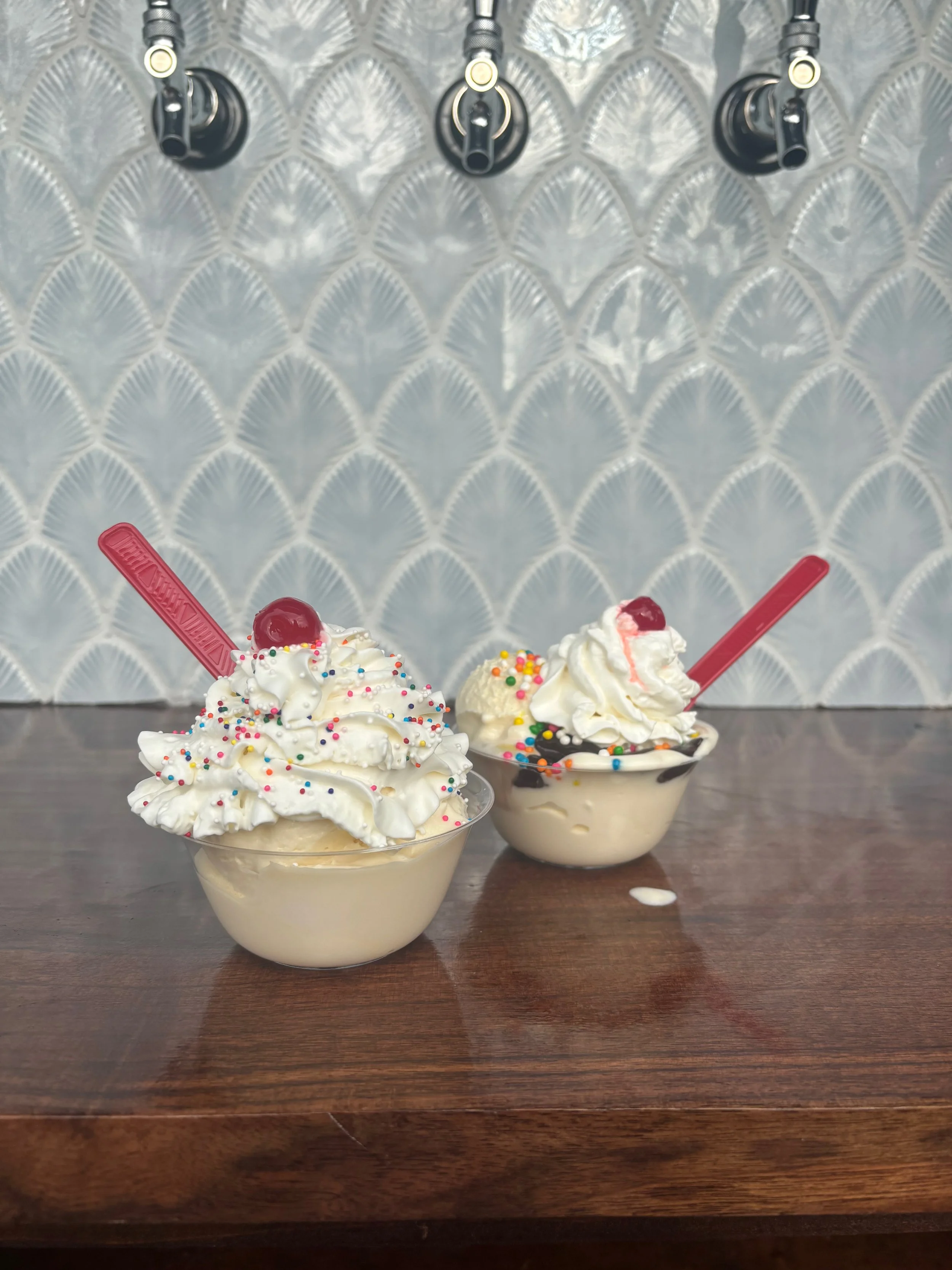 Plain Aesthetic Glass Barbecue Containers