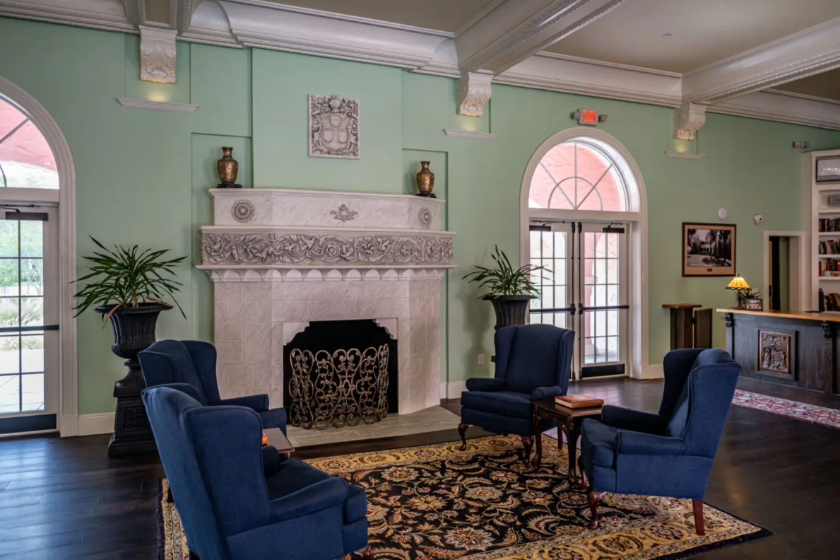 A private suite at The Hacienda in New Port Richey for EMDR therapy sessions.