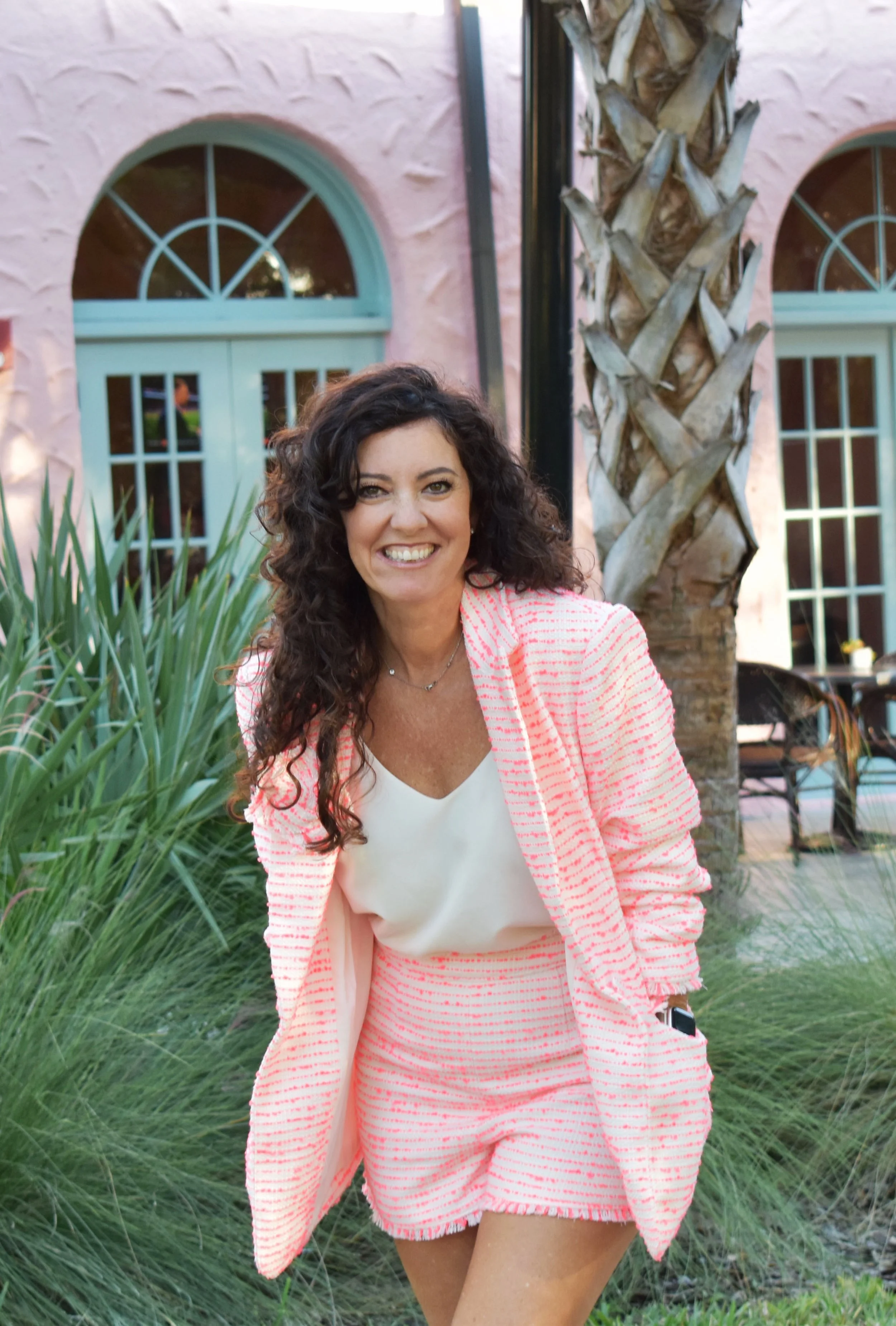 Clinical trauma therapist Leslie DeGraaf providing specialized EMDR therapy and intensives in Hillsborough County.