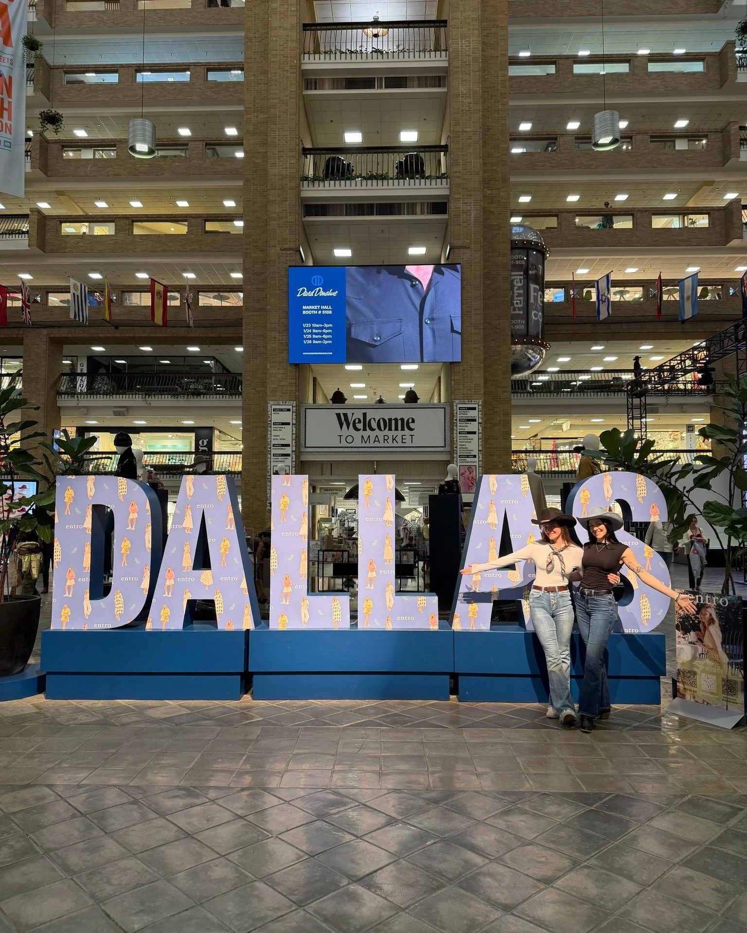 AETA/WESA, you were WONDERFUL!  A huge bummer to have it cut short due to the storm but so thankful for my time! It was amazing to see some of my favorite venders, see some AMAZING new products (I'm looking at you @thinlineglobal x @5starequine colla